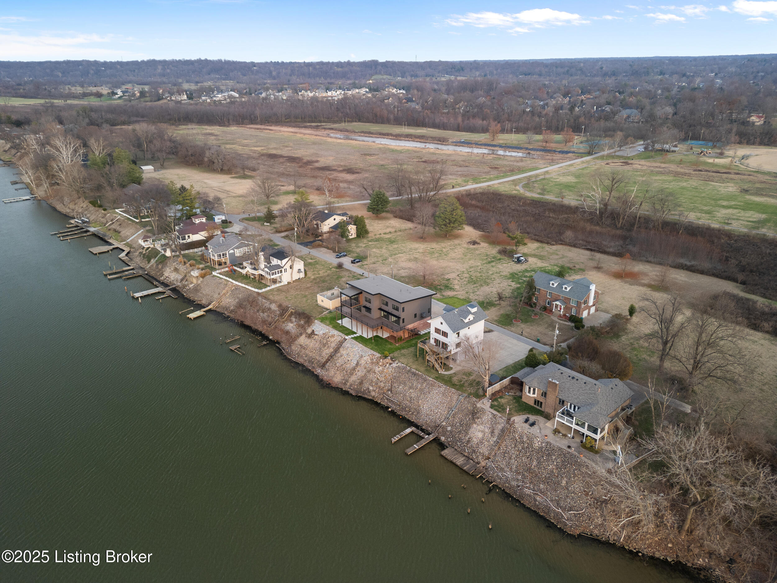 6904 Beachland Bch Rd