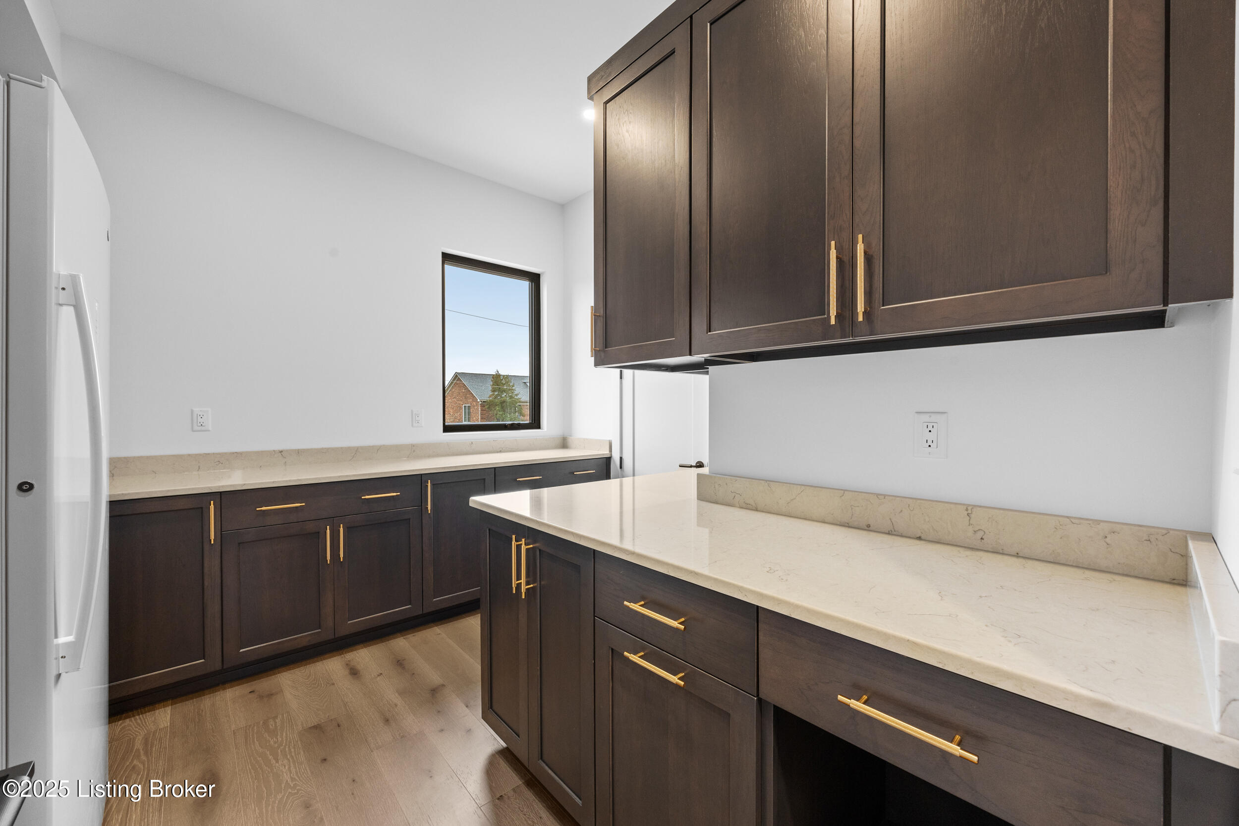 6904 Beachland Bch Rd