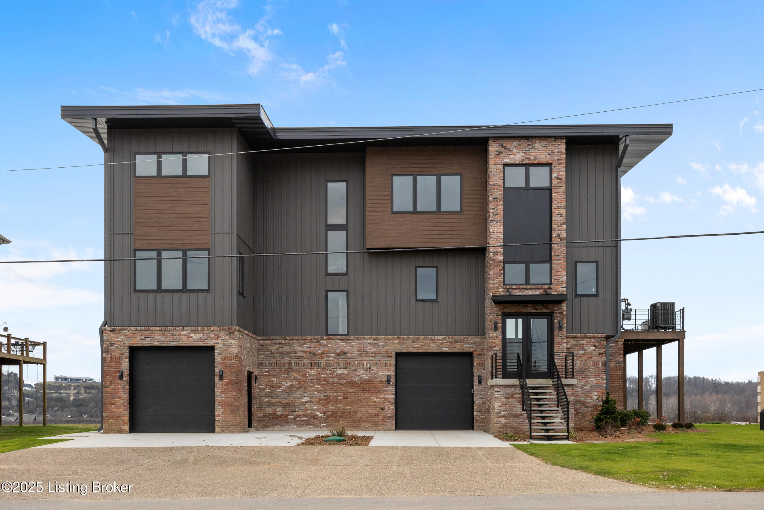 6904 Beachland Bch Rd