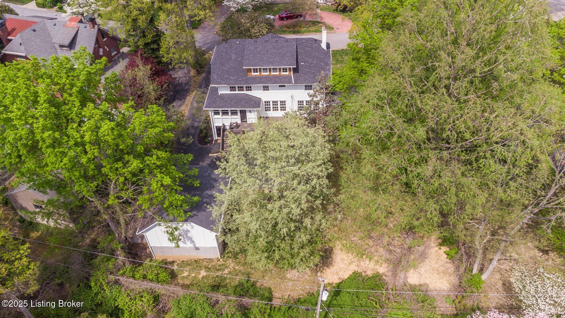 52 Hill Rd