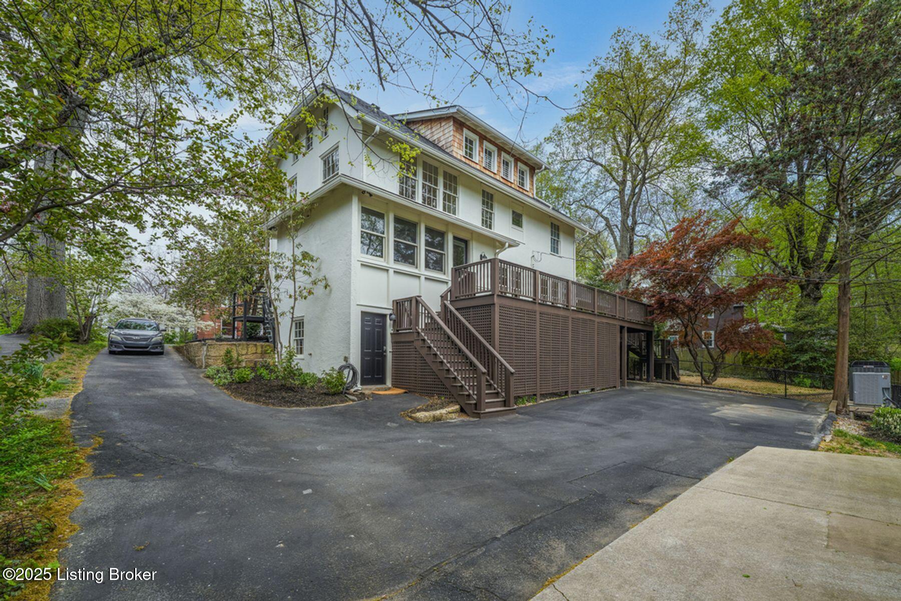 52 Hill Rd