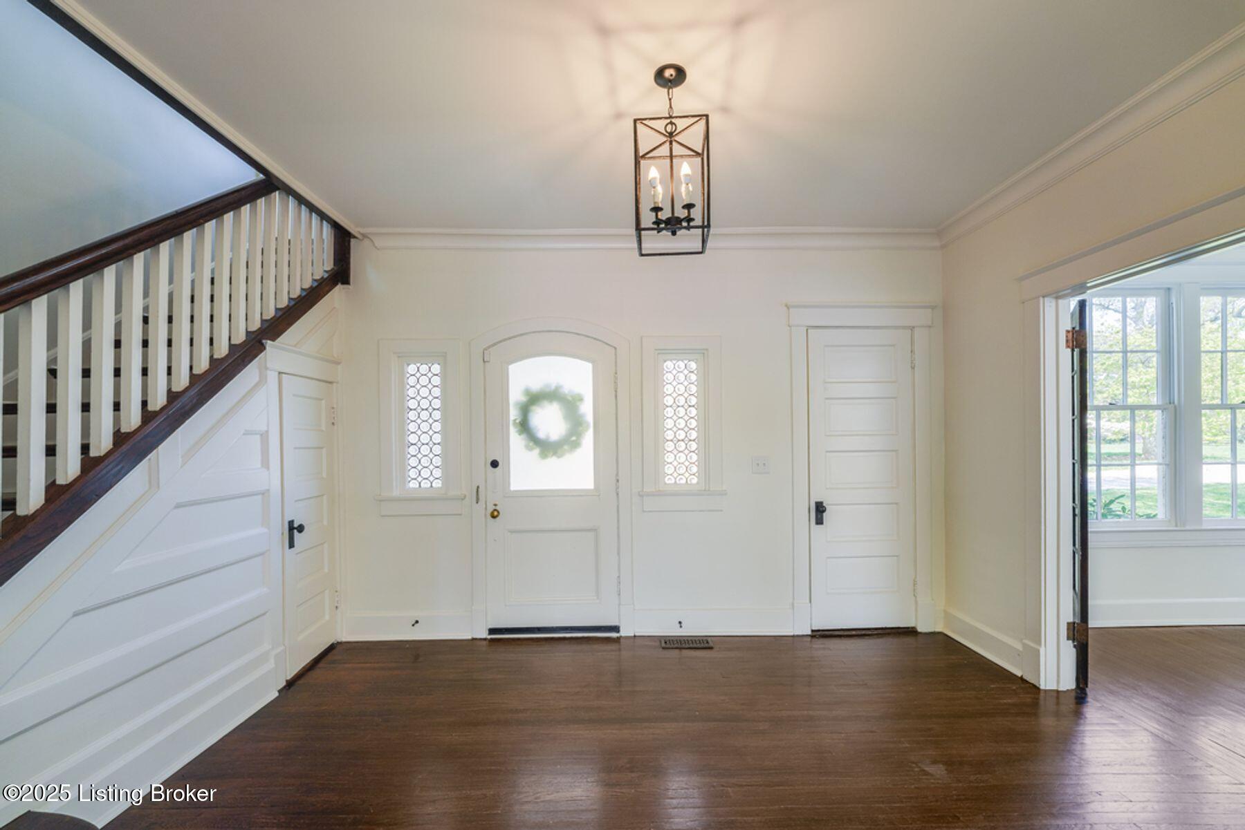 52 Hill Rd