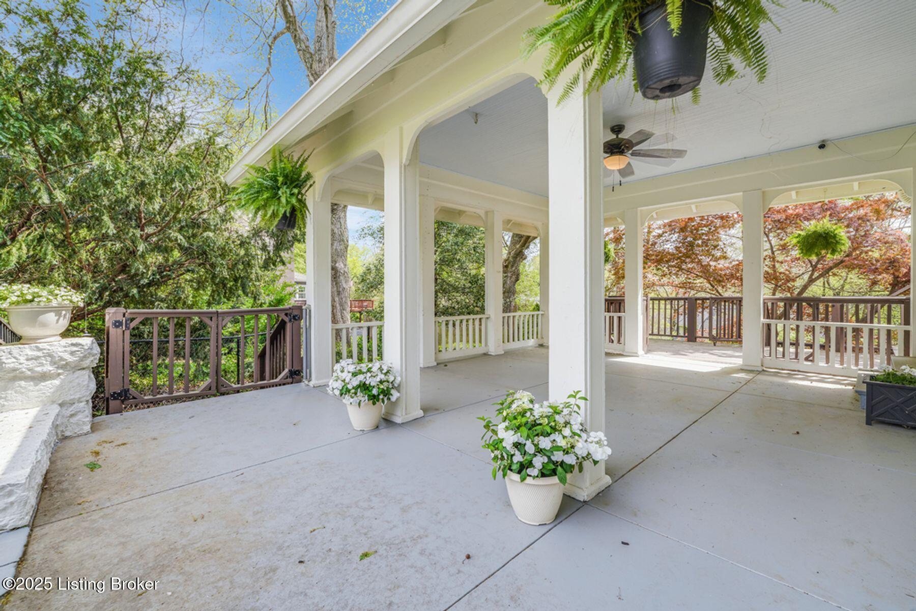 52 Hill Rd