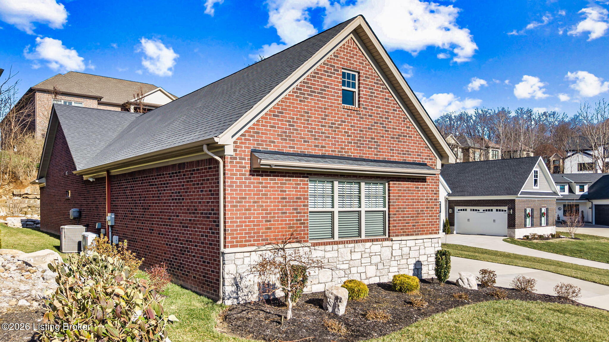 4203 Hidden Bluff Ct
