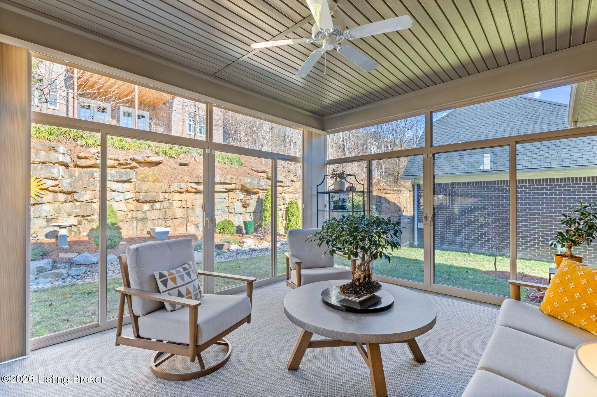 4203 Hidden Bluff Ct