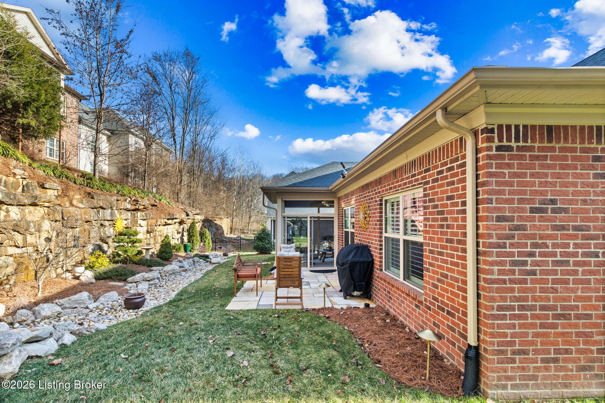 4203 Hidden Bluff Ct