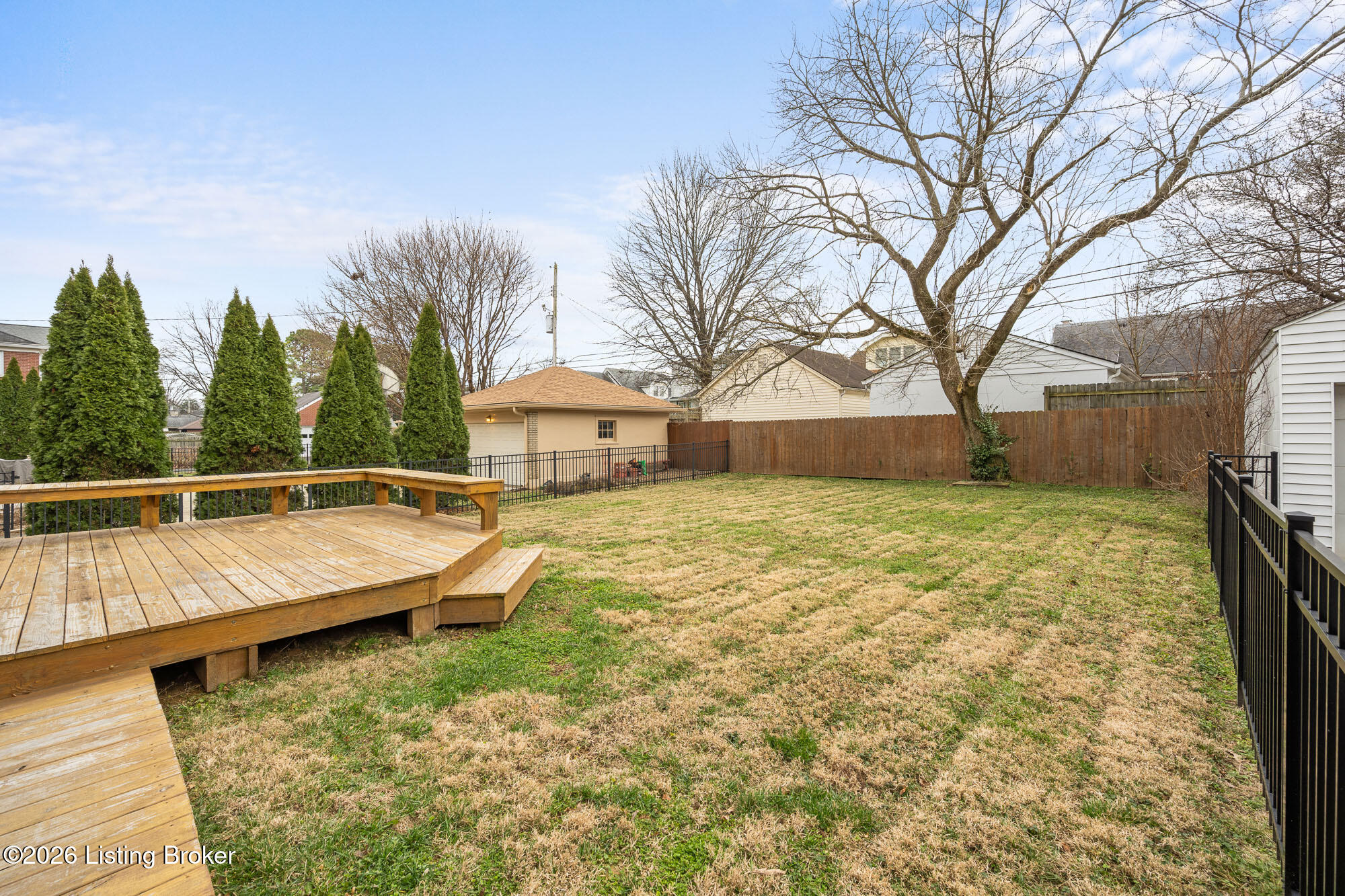 2416 Broadmeade Rd