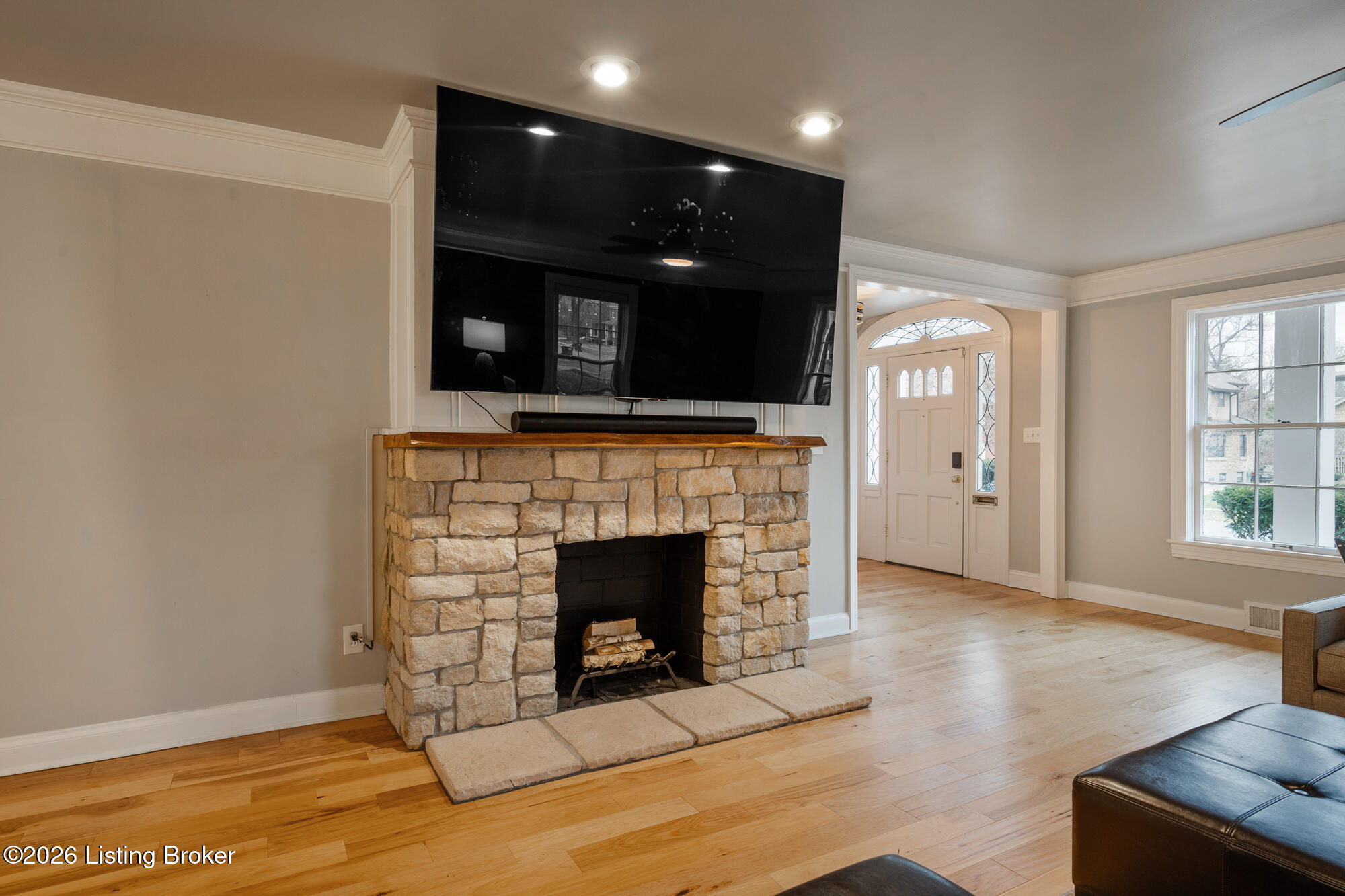 2416 Broadmeade Rd