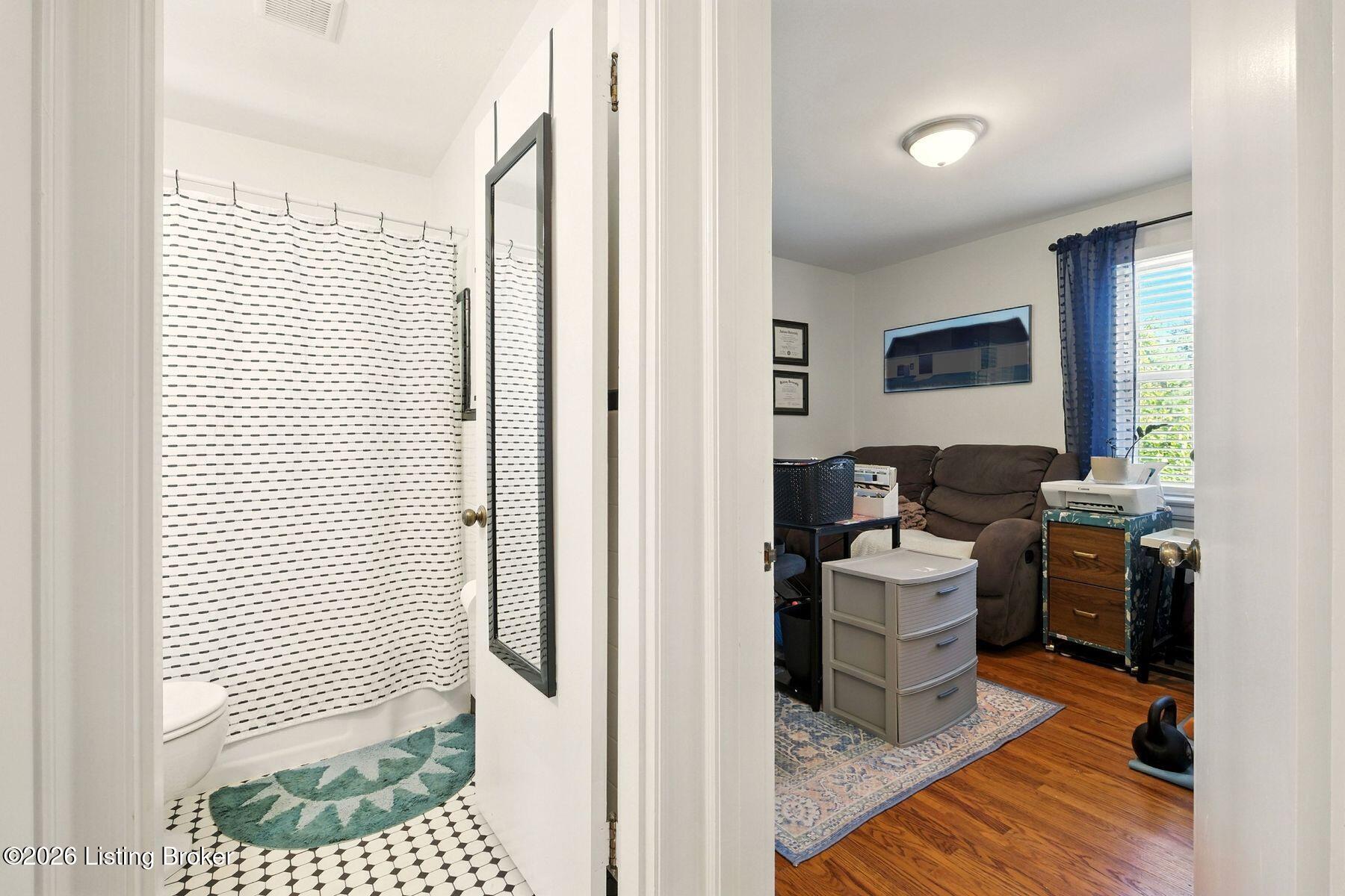 3621 Brownsboro Rd 504E