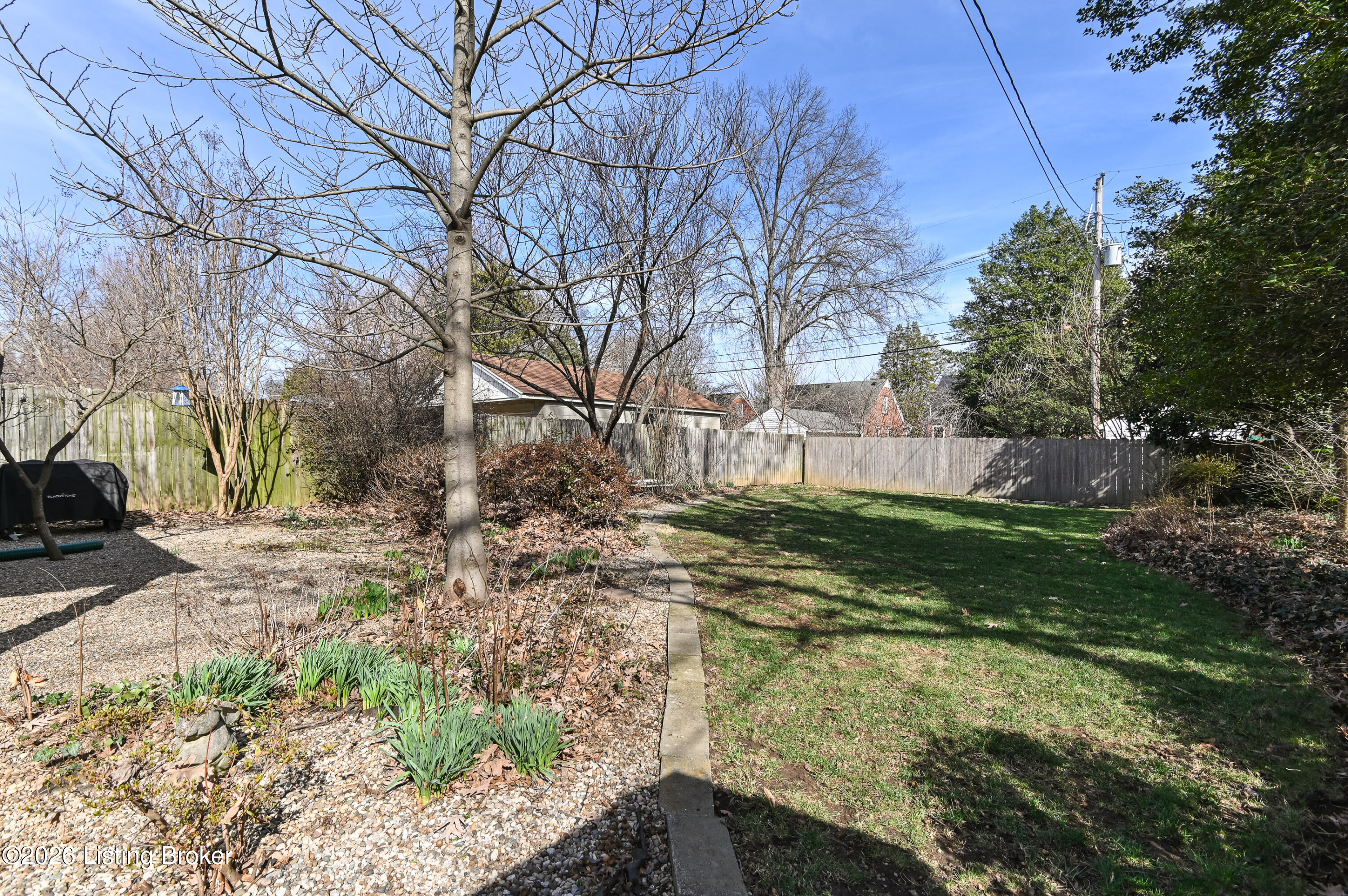 211 Merriman Rd