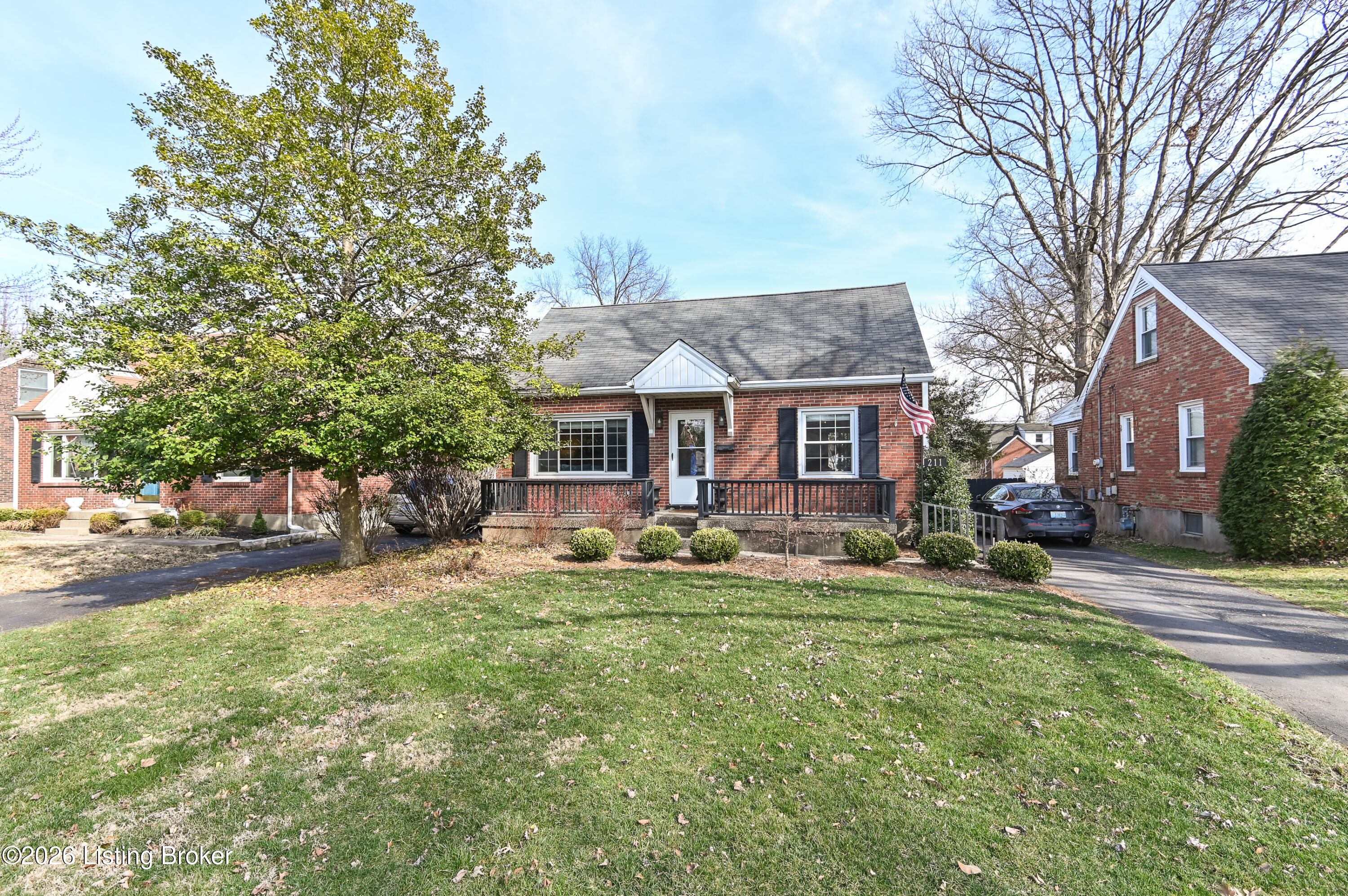 211 Merriman Rd