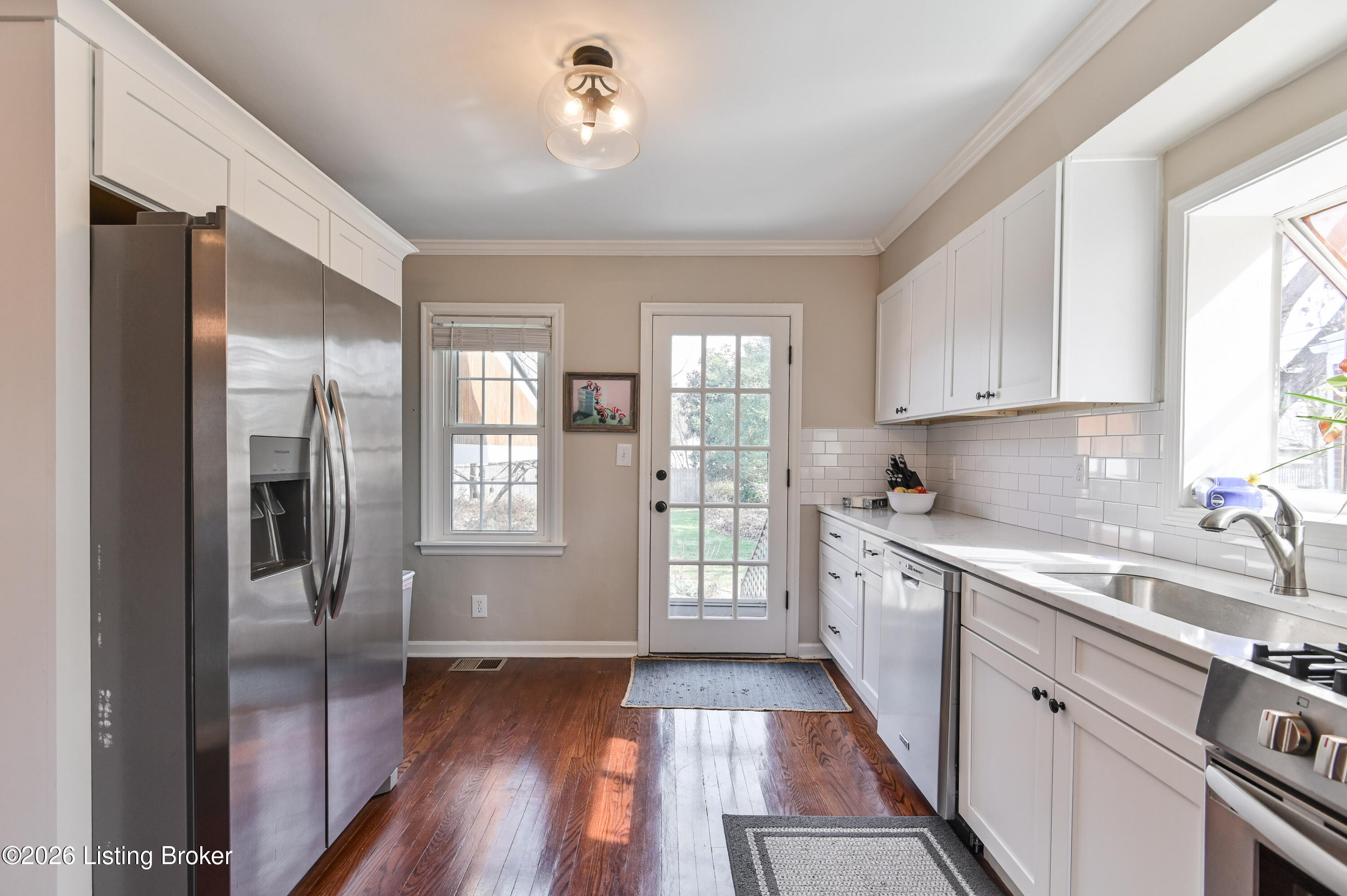211 Merriman Rd