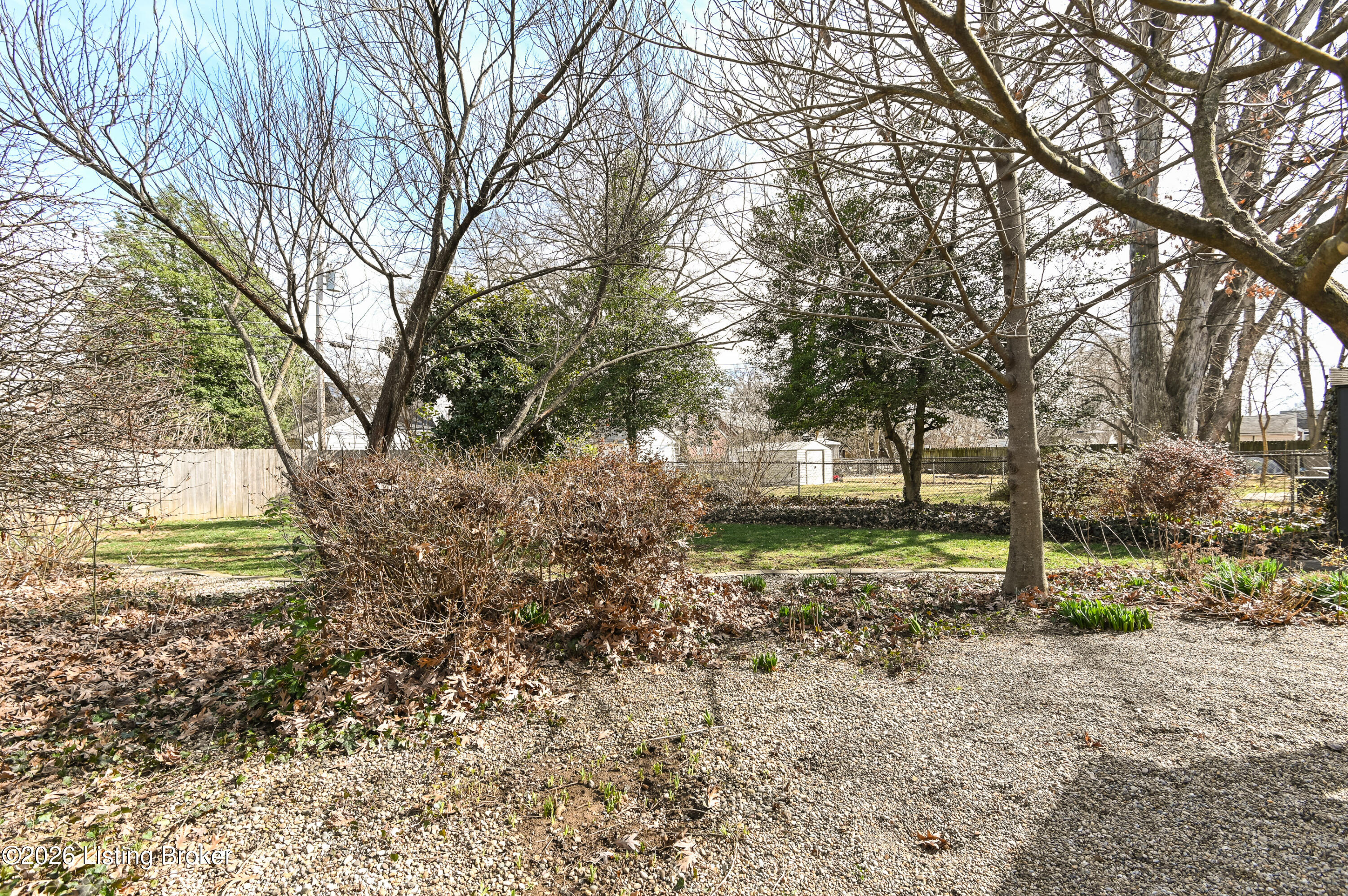 211 Merriman Rd