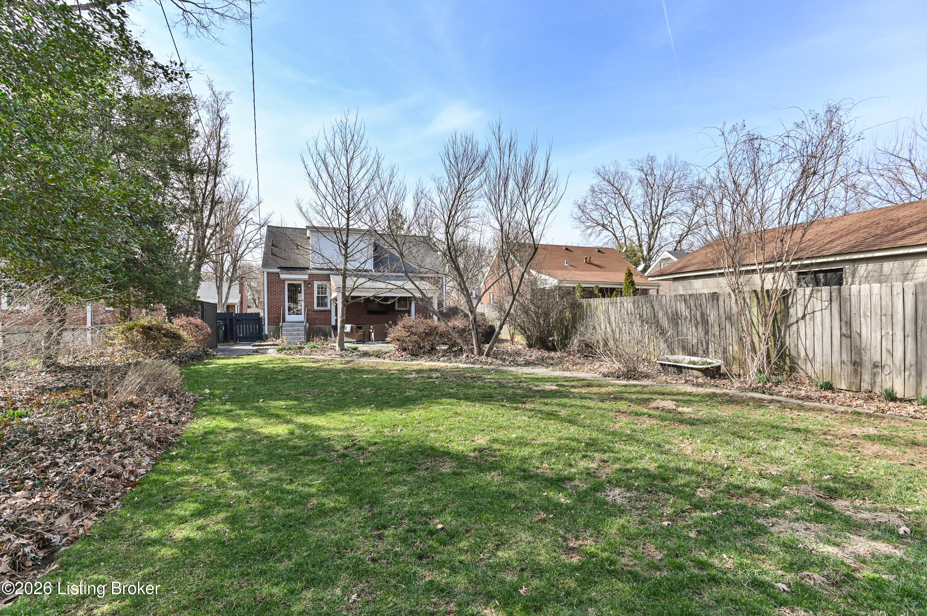211 Merriman Rd