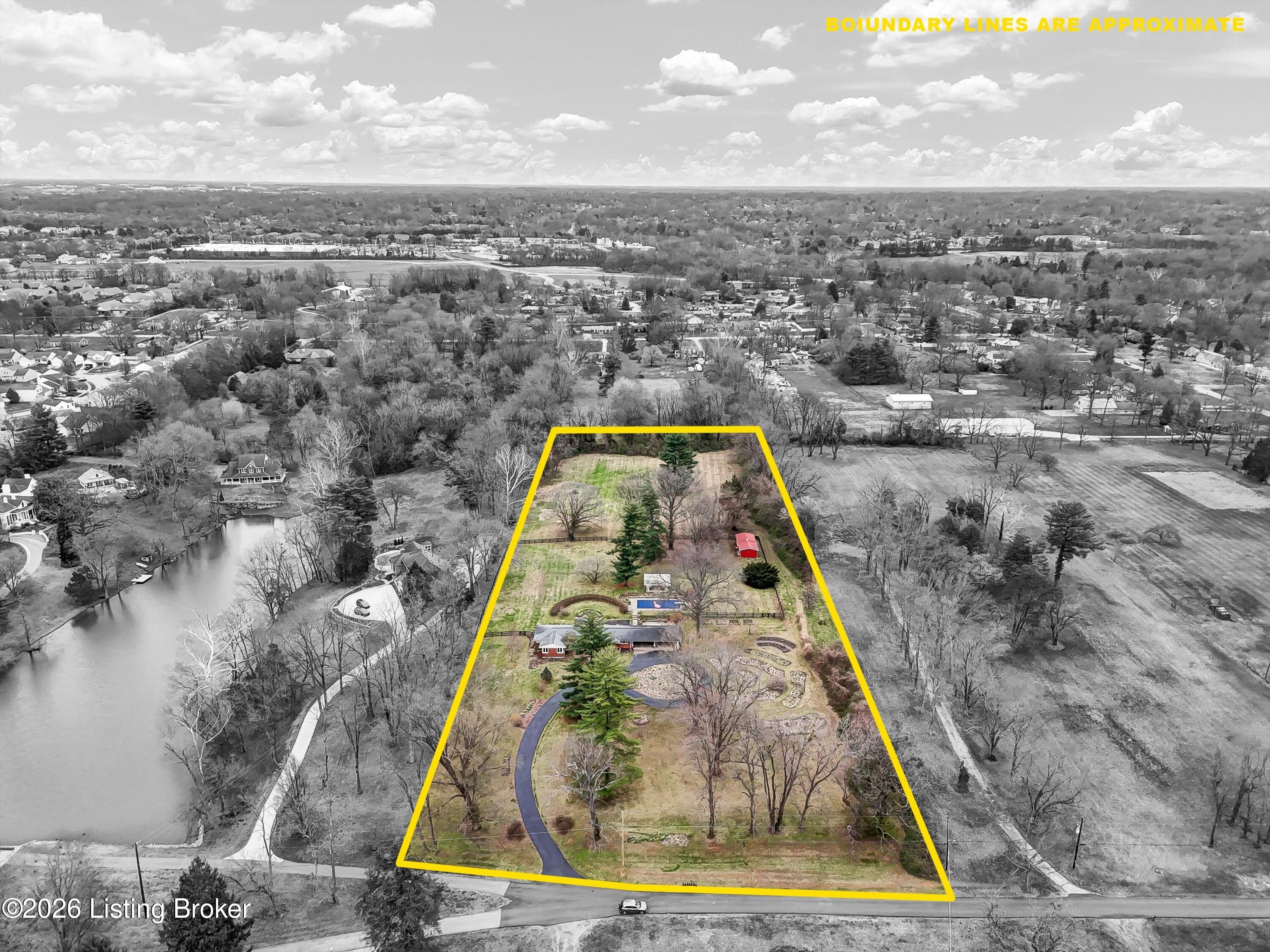 4401 Starlite Ln