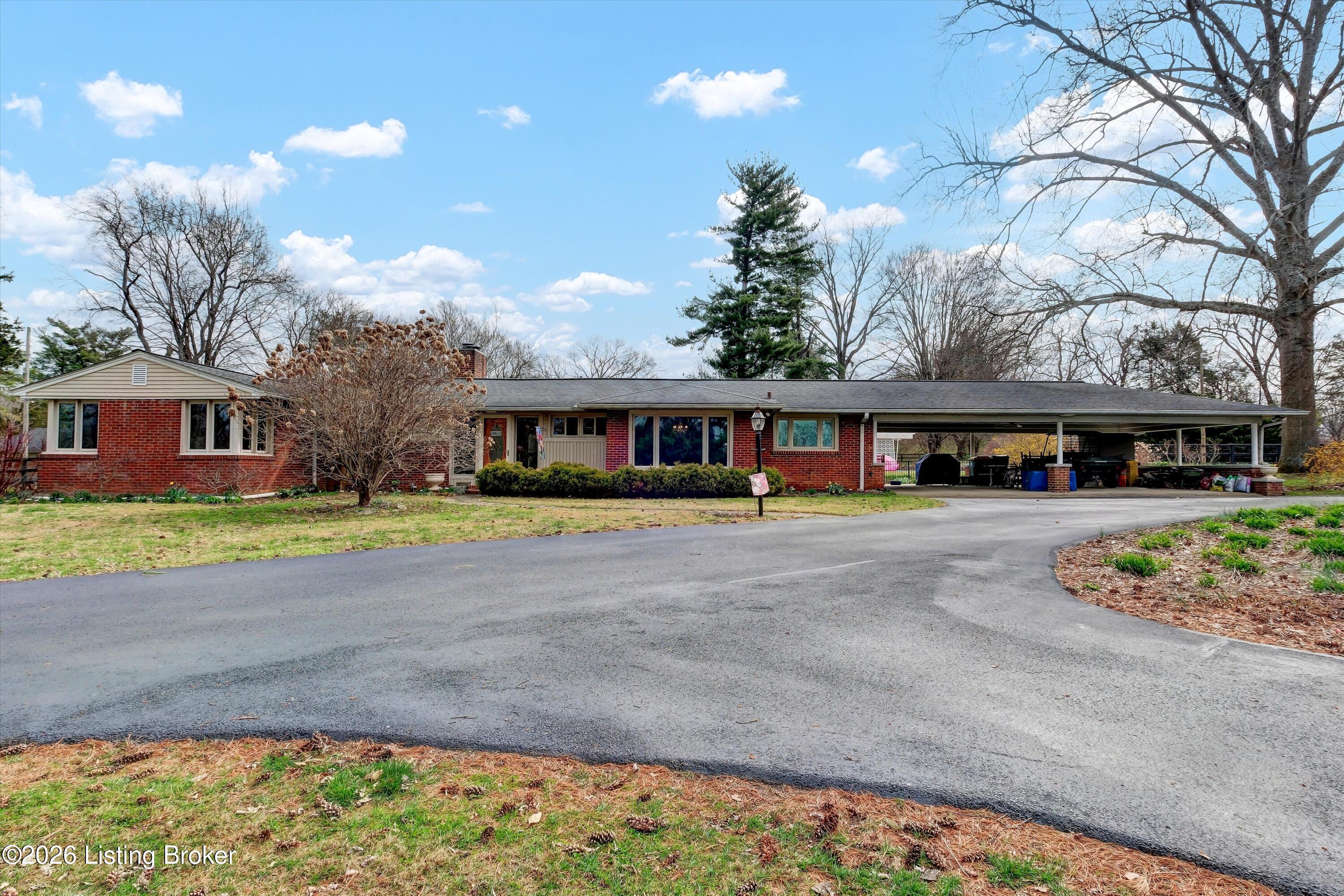 4401 Starlite Ln