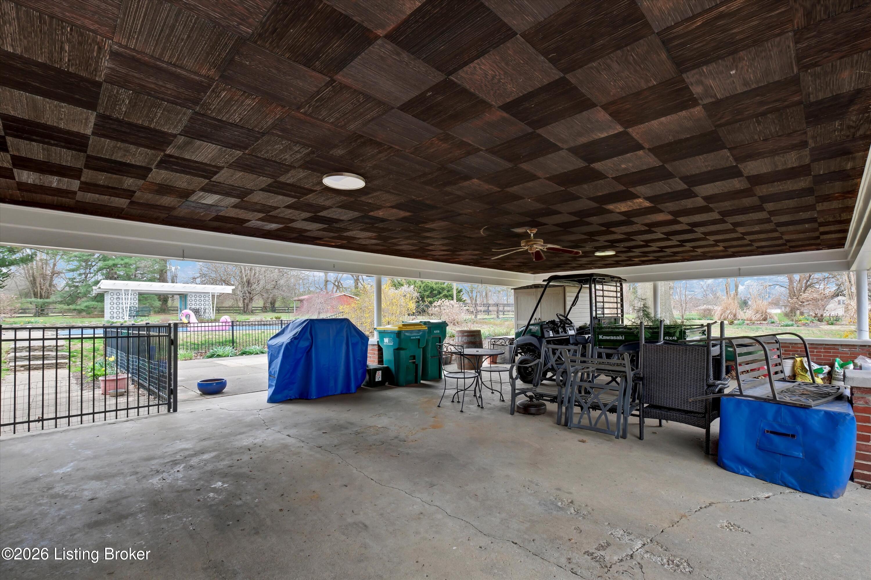4401 Starlite Ln