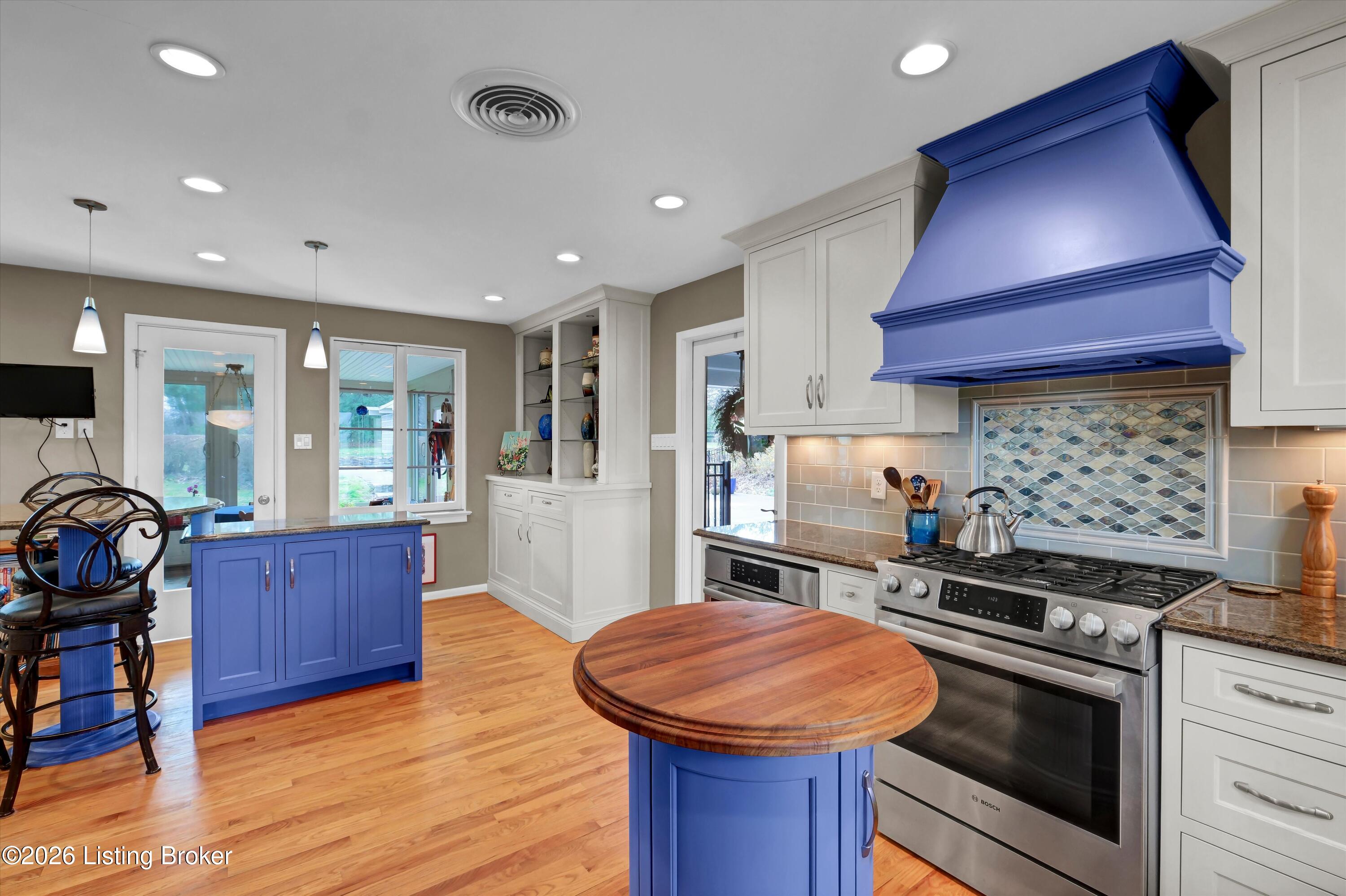 4401 Starlite Ln