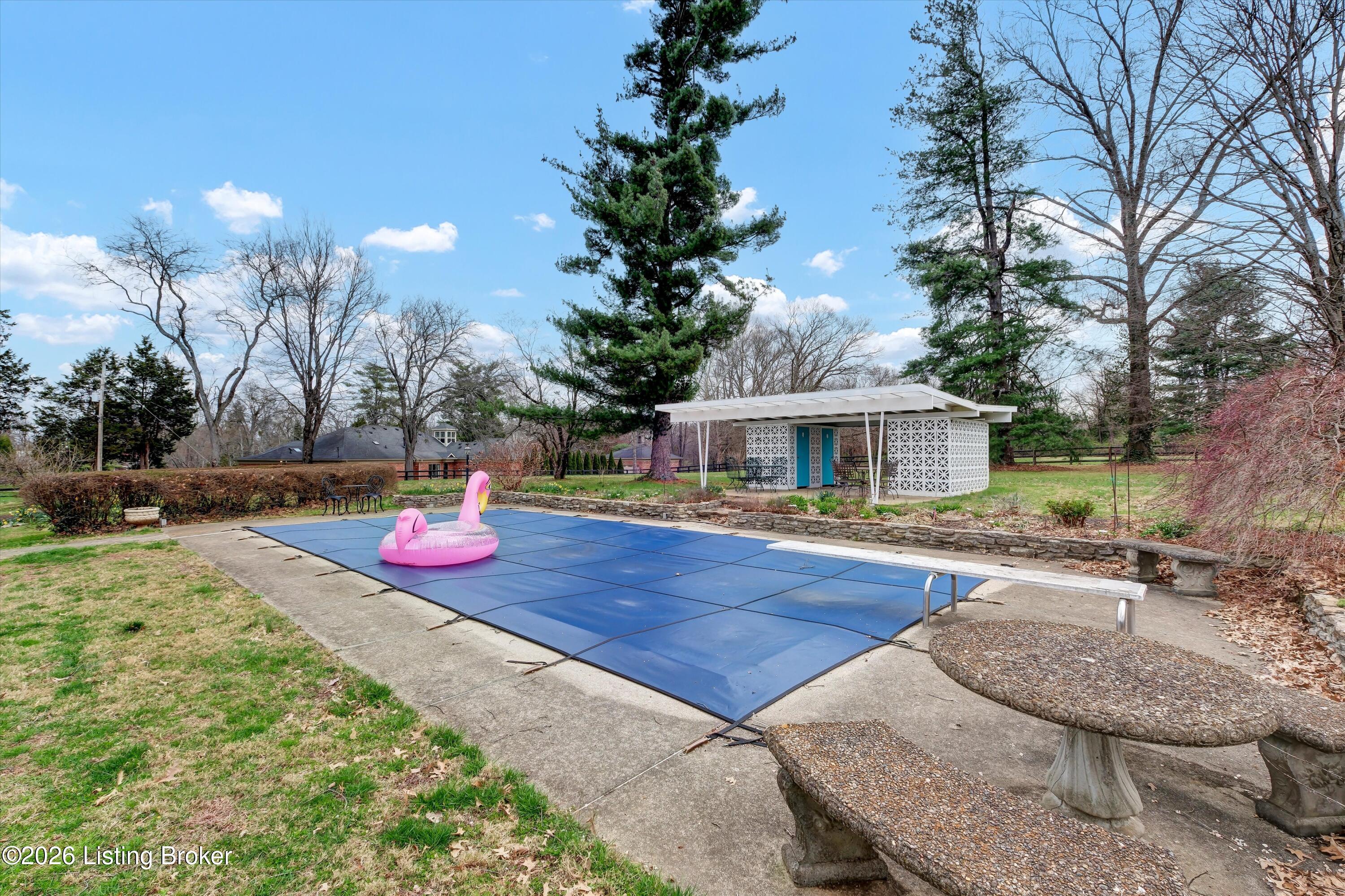 4401 Starlite Ln