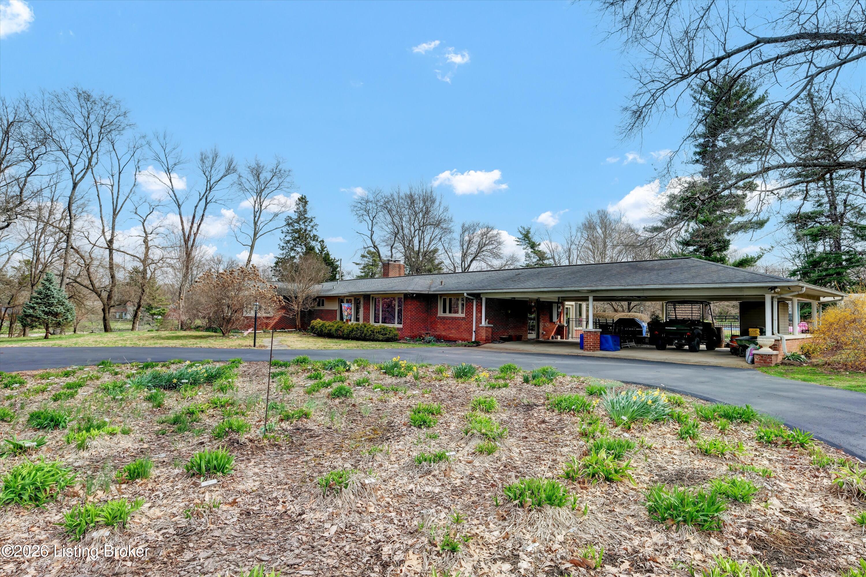 4401 Starlite Ln