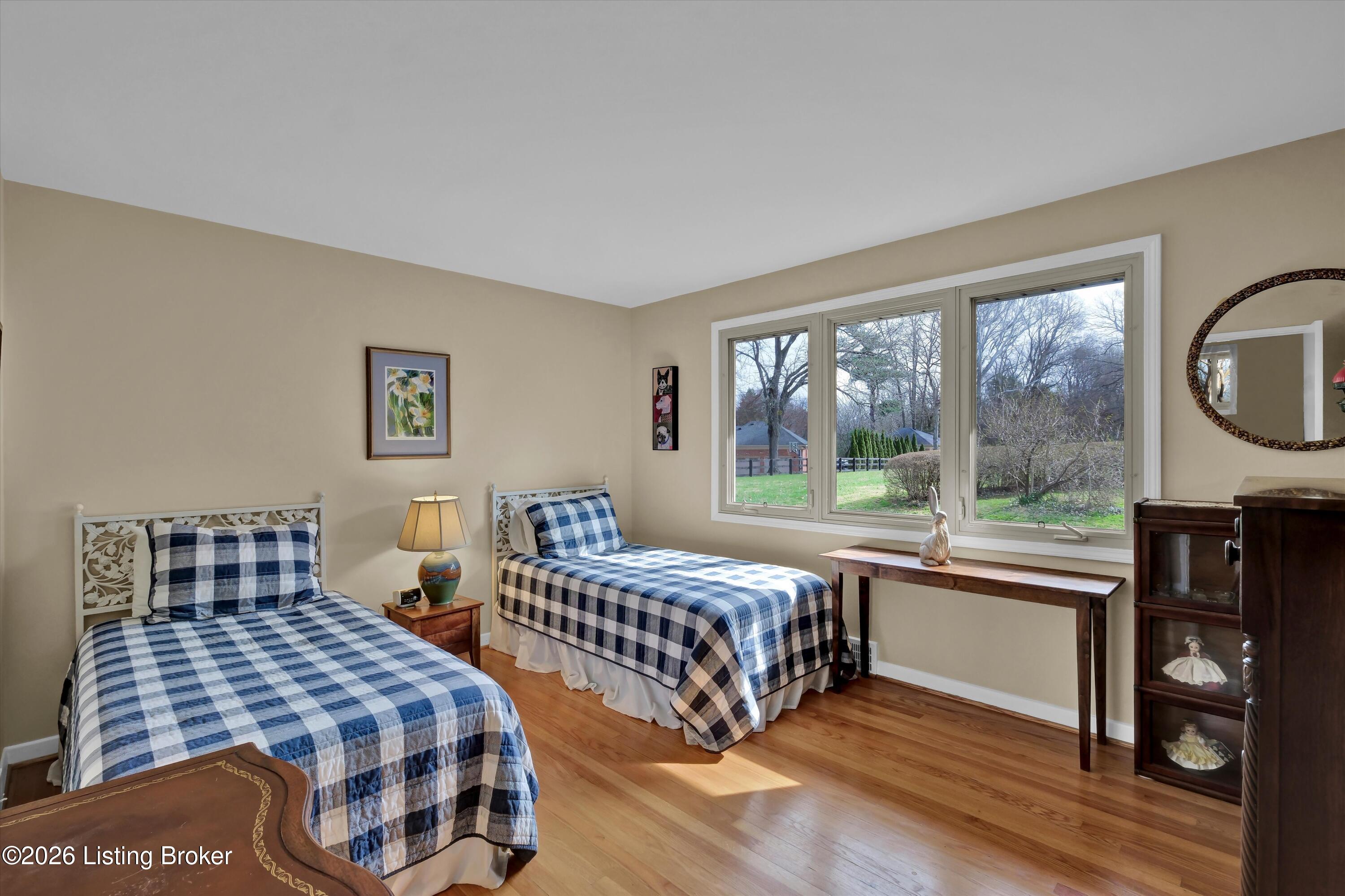 4401 Starlite Ln