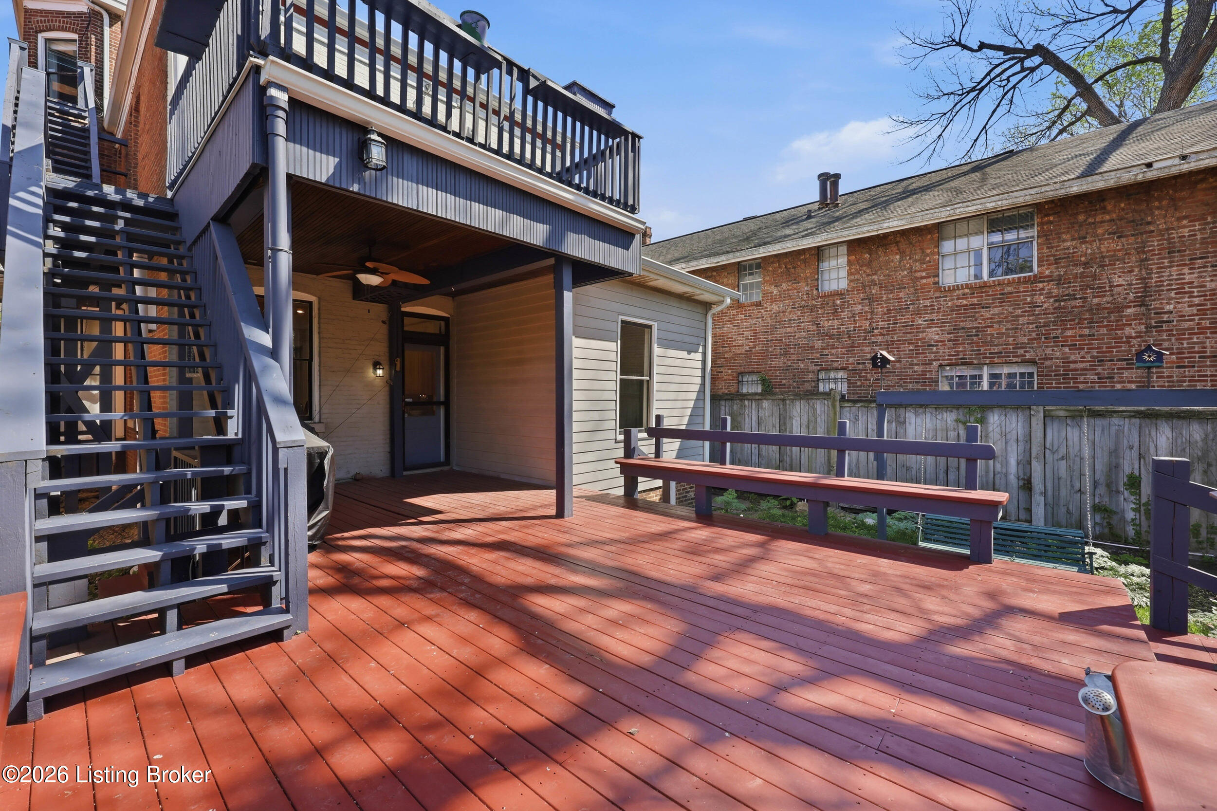 122 W Ormsby Ave