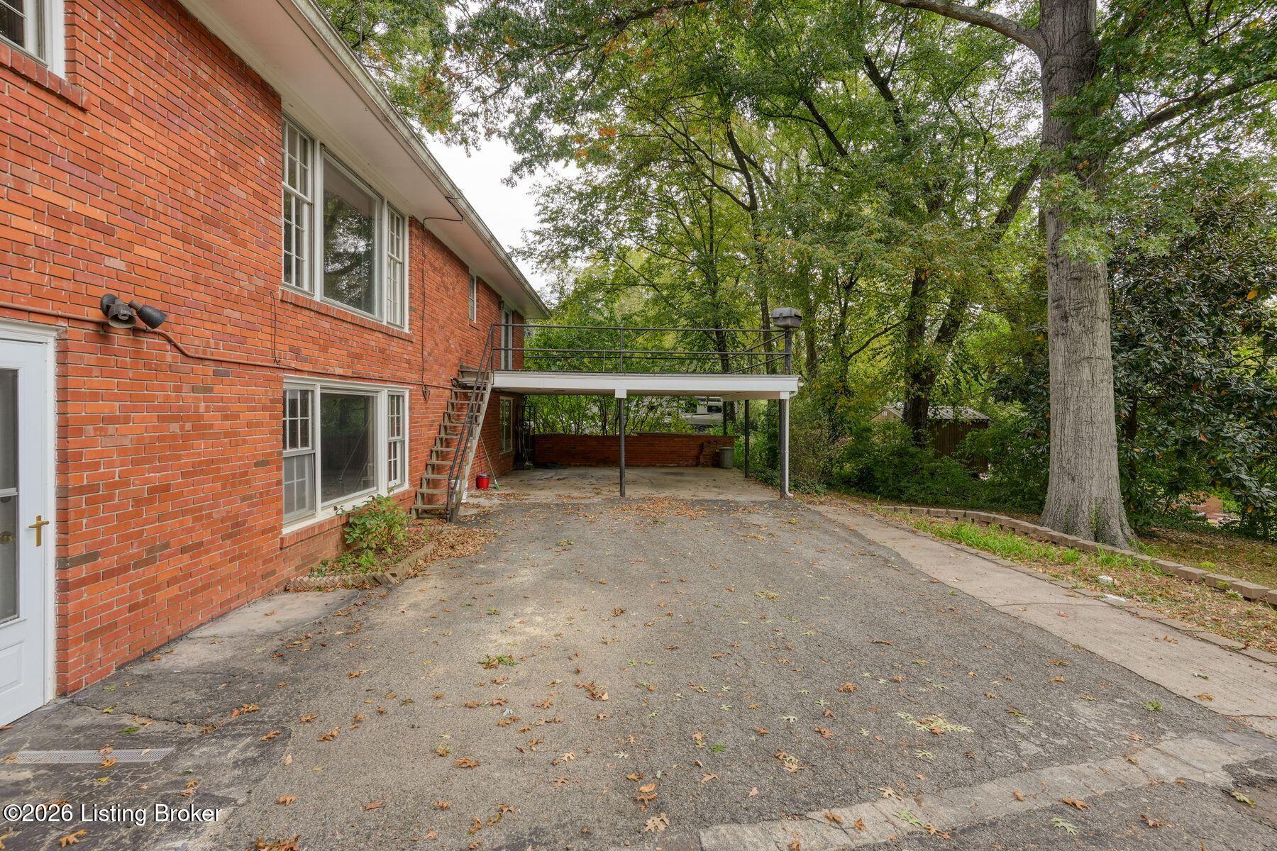 2509 Walbrook Dr