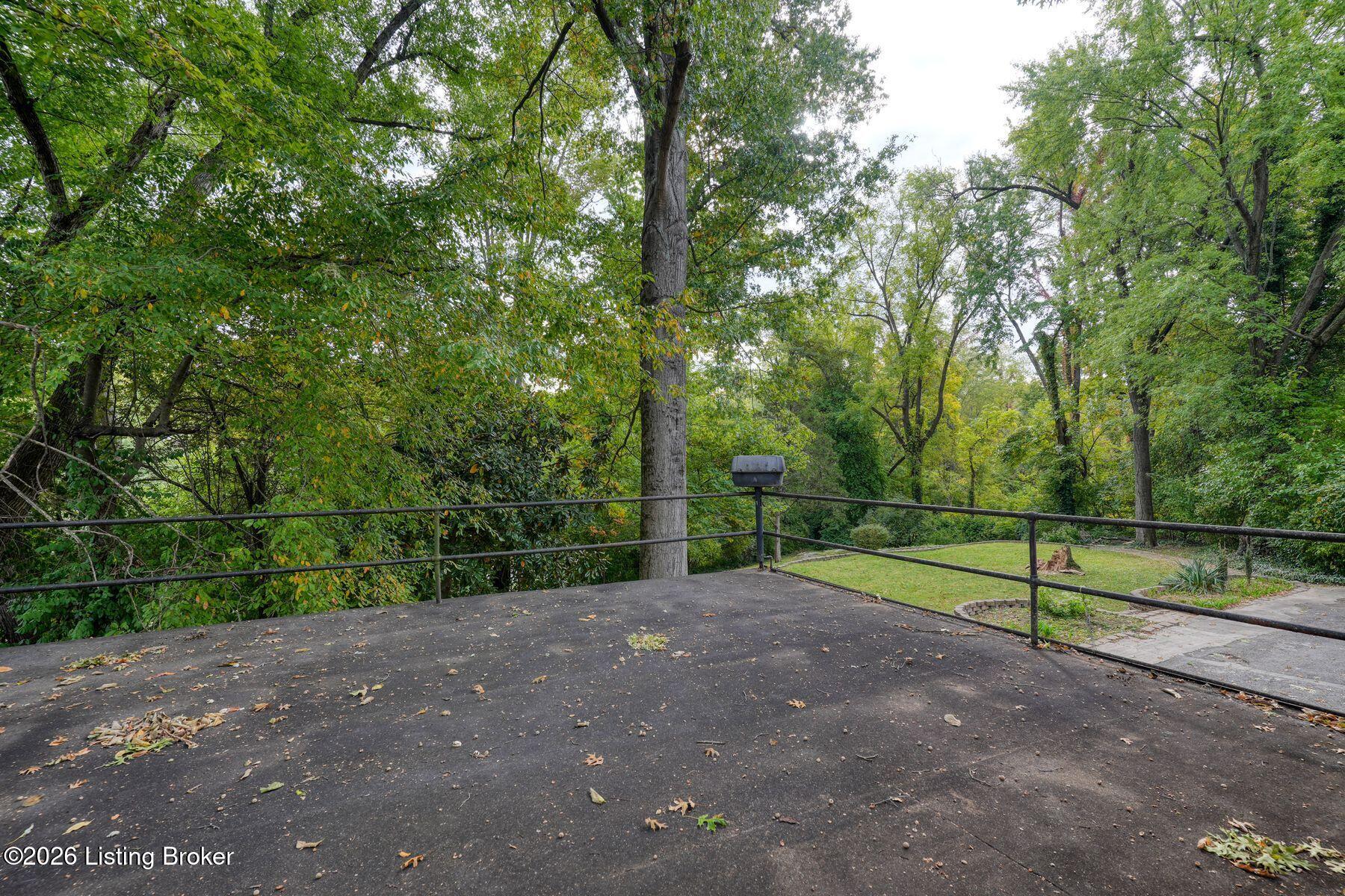 2509 Walbrook Dr