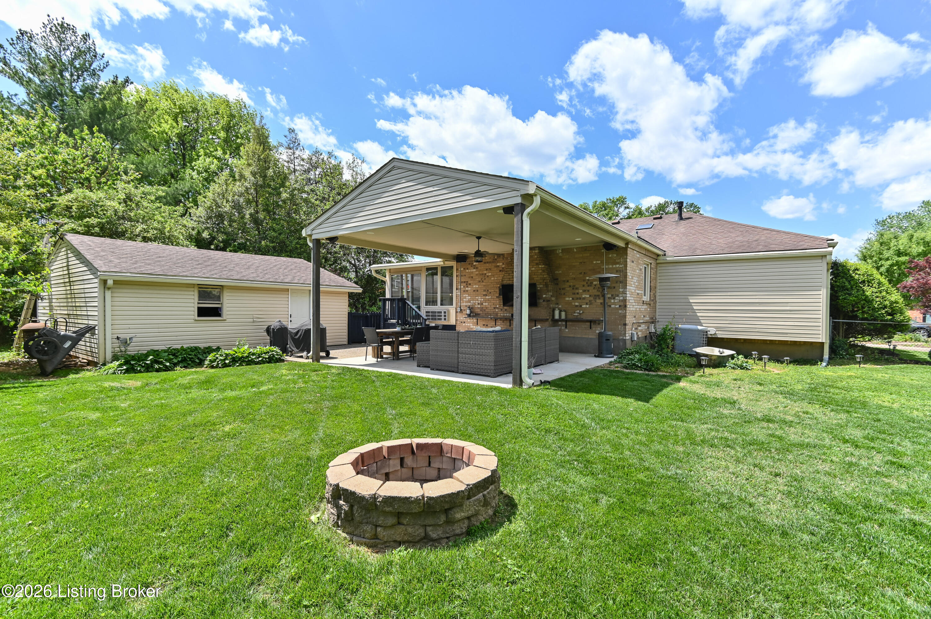 4606 Stormon Ct