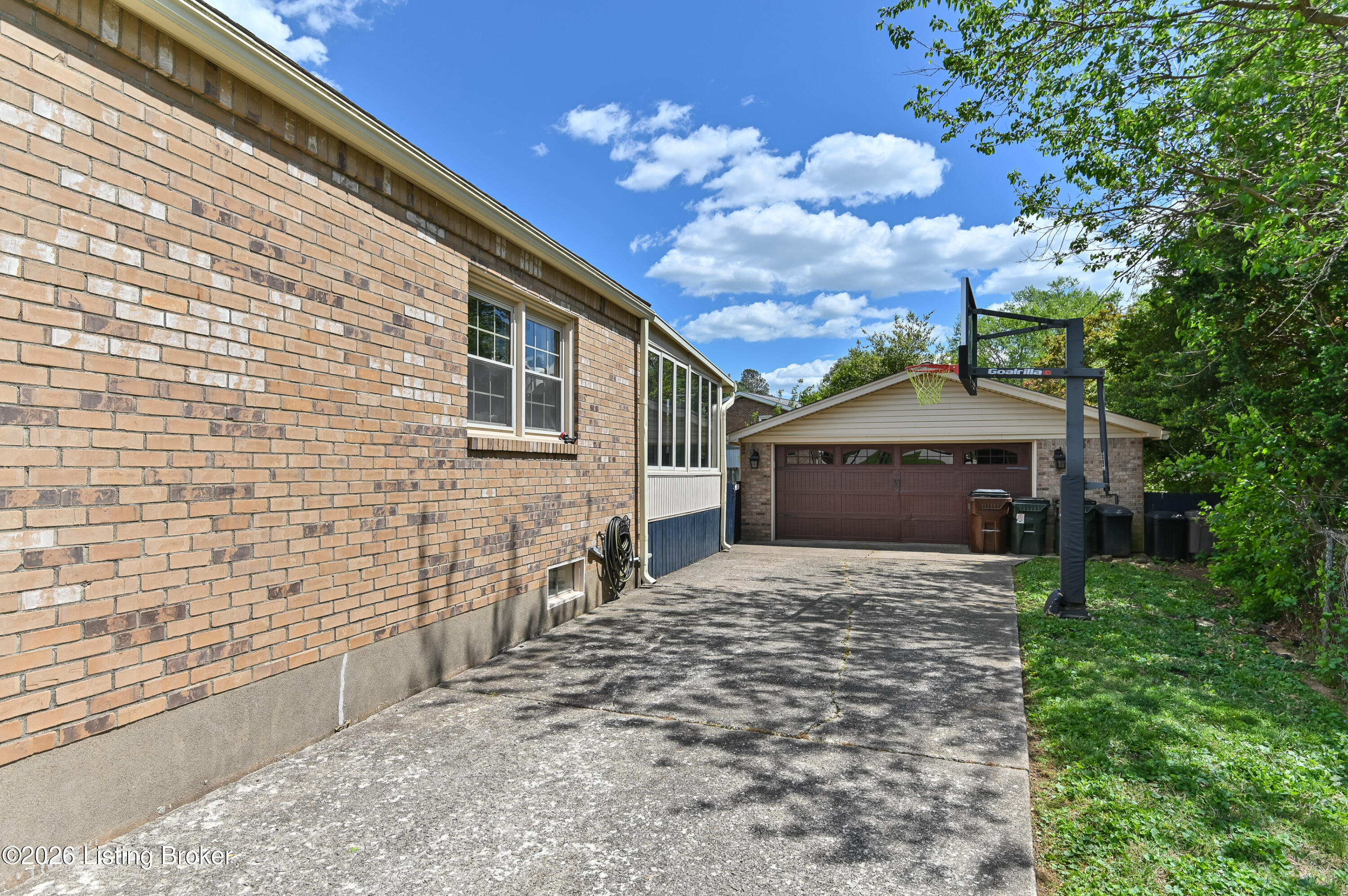 4606 Stormon Ct
