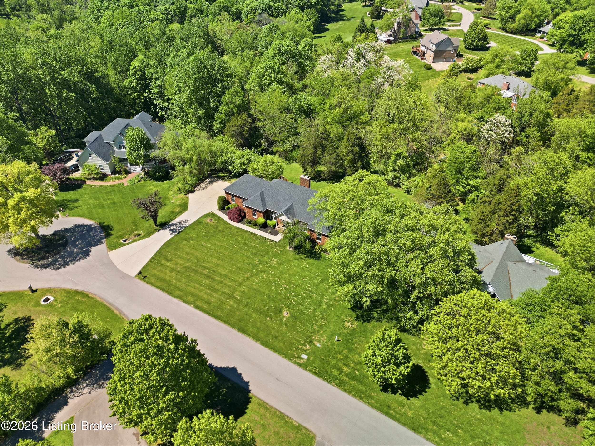 1507 Colonial Ct