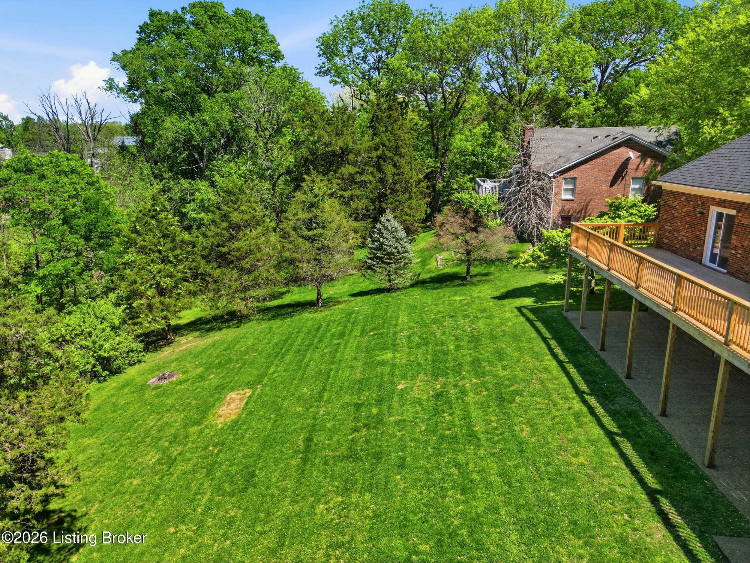 1507 Colonial Ct