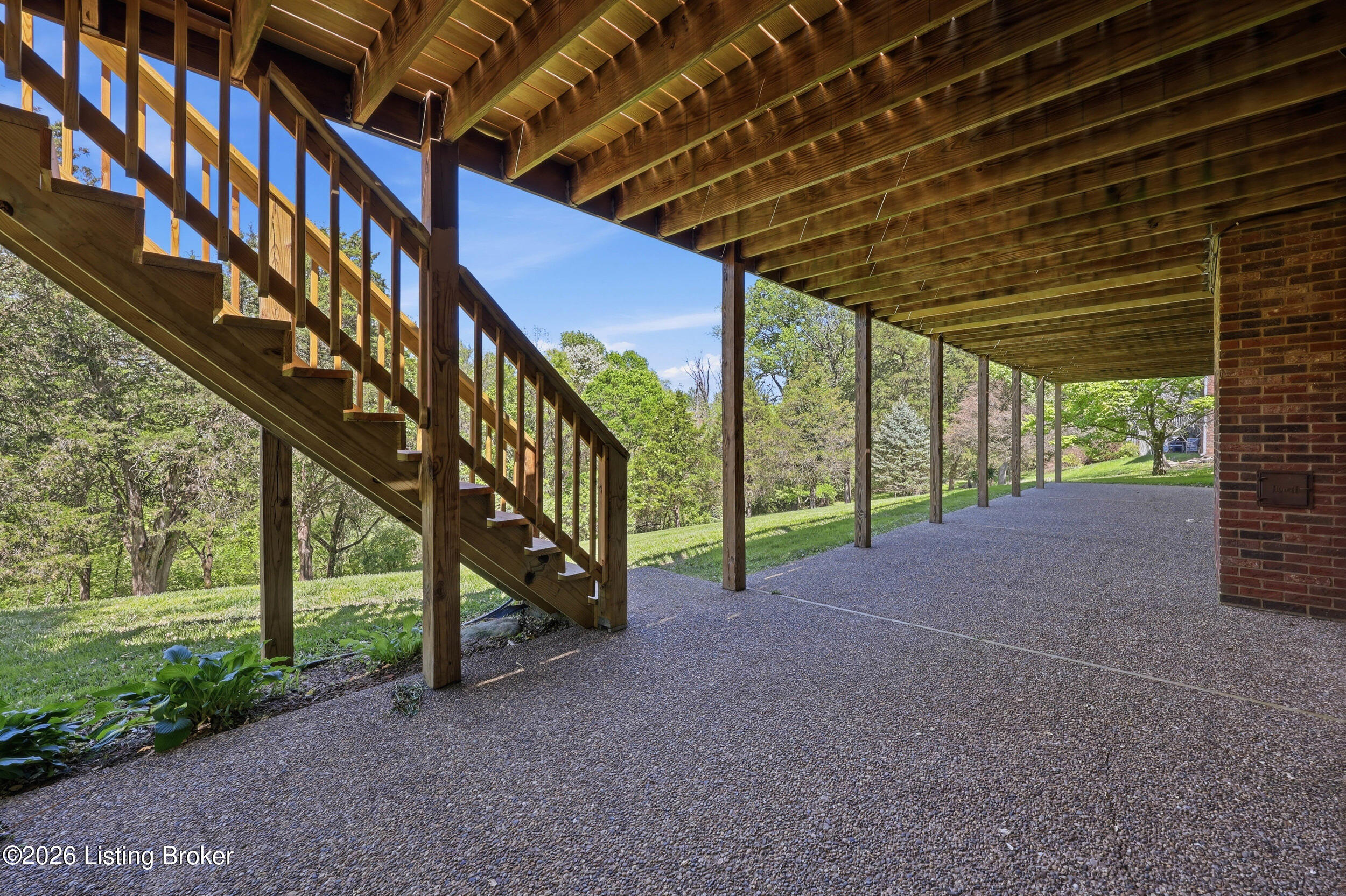 1507 Colonial Ct