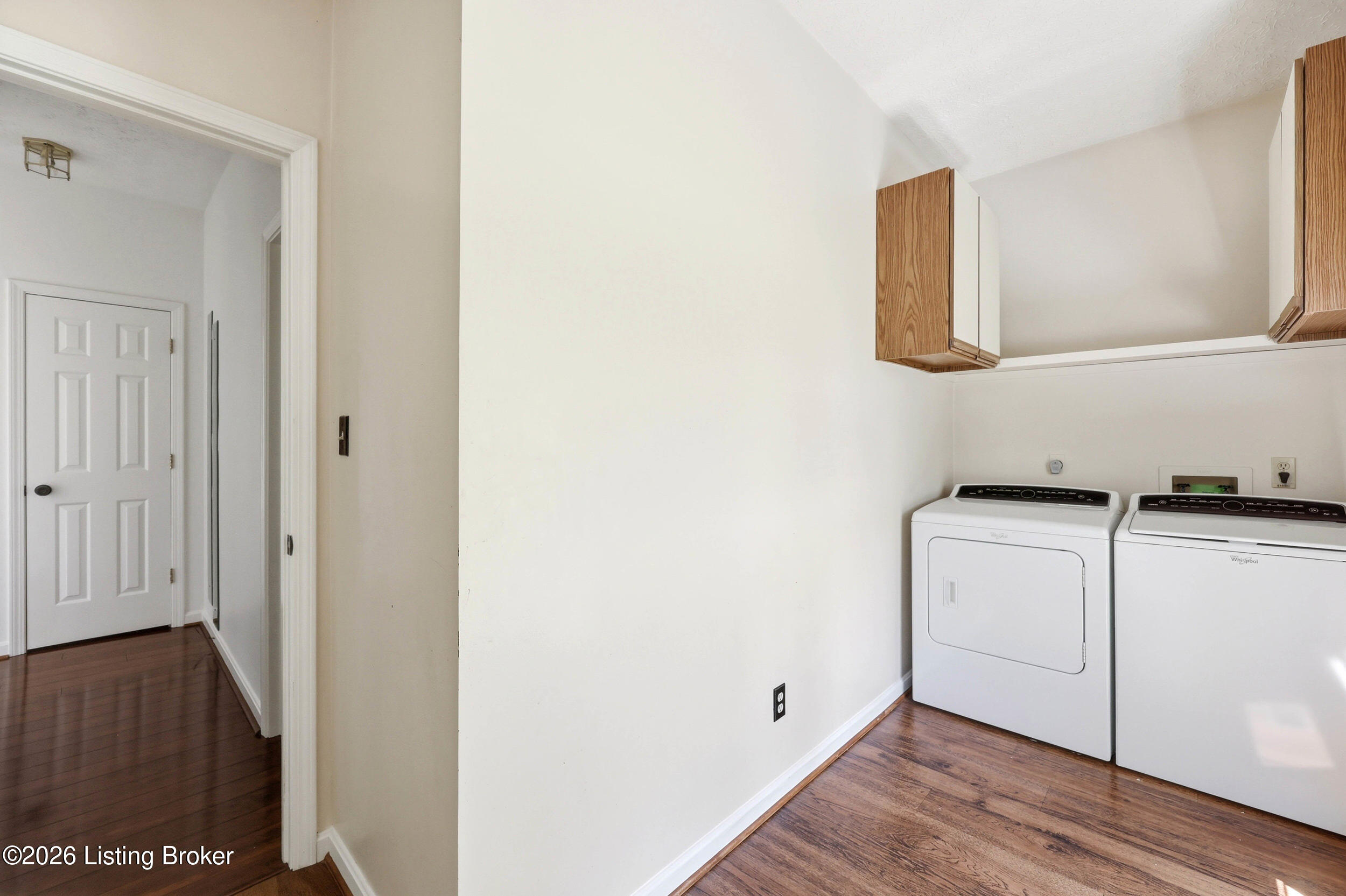 1507 Colonial Ct