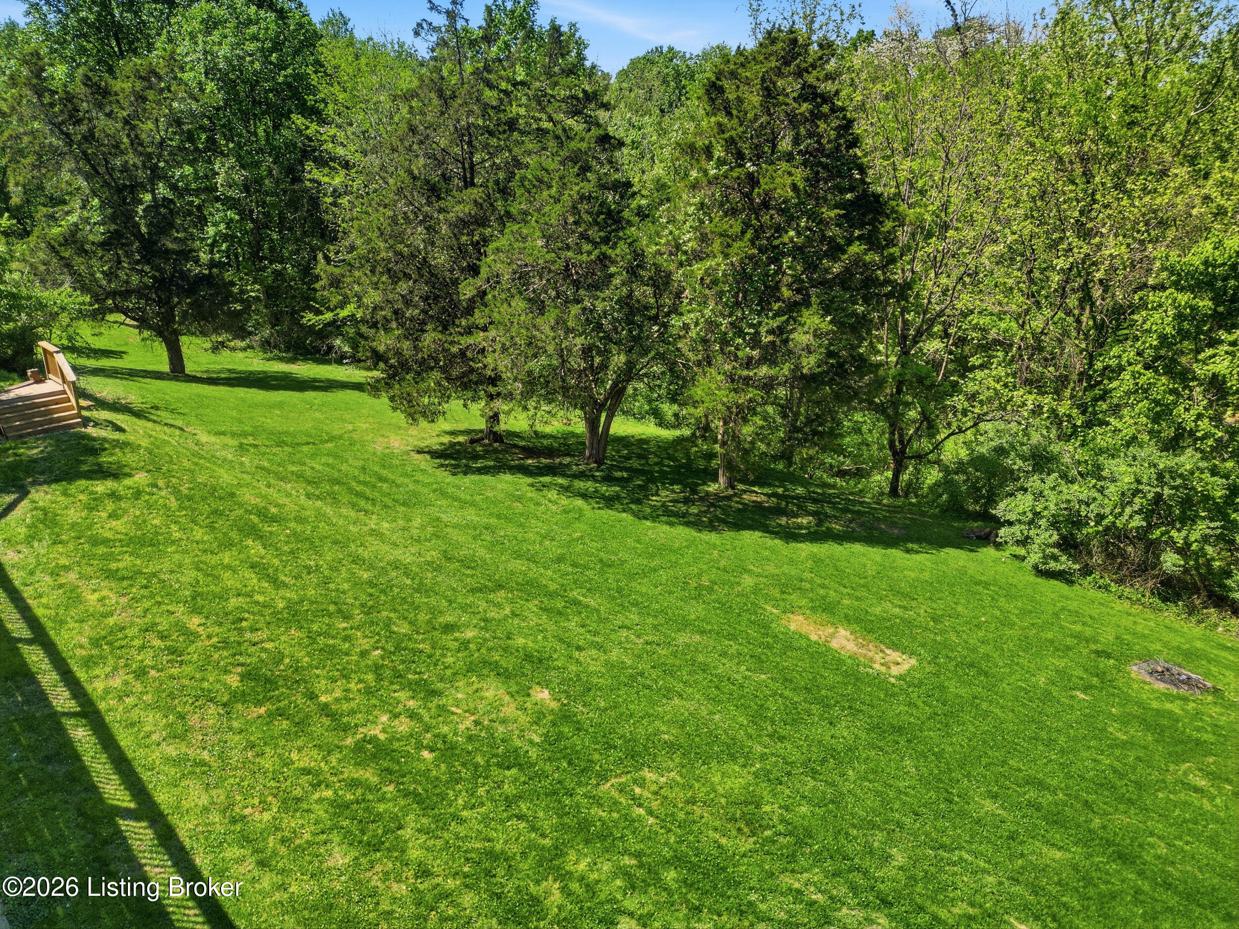 1507 Colonial Ct