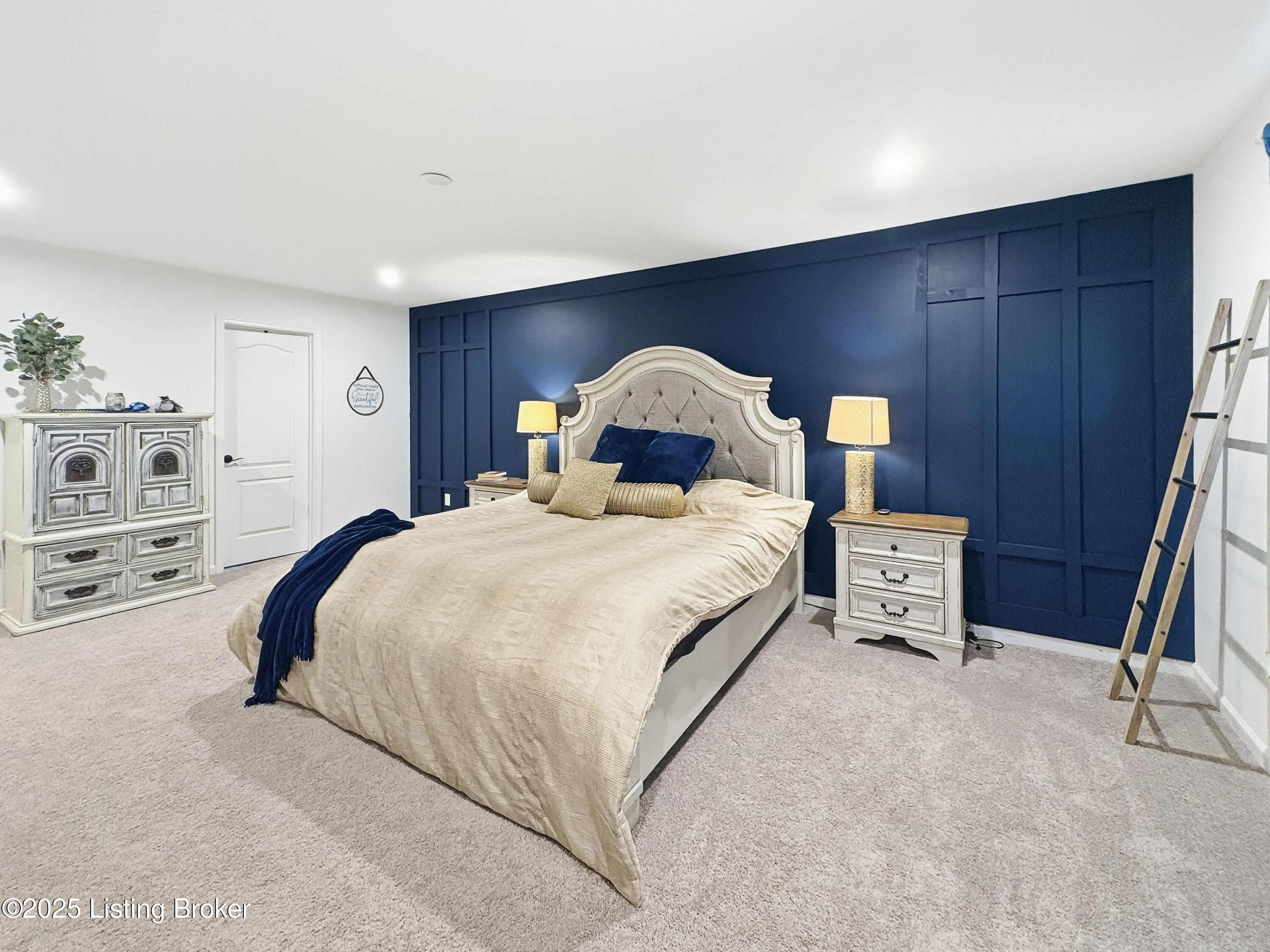 138 Sunflower Blvd