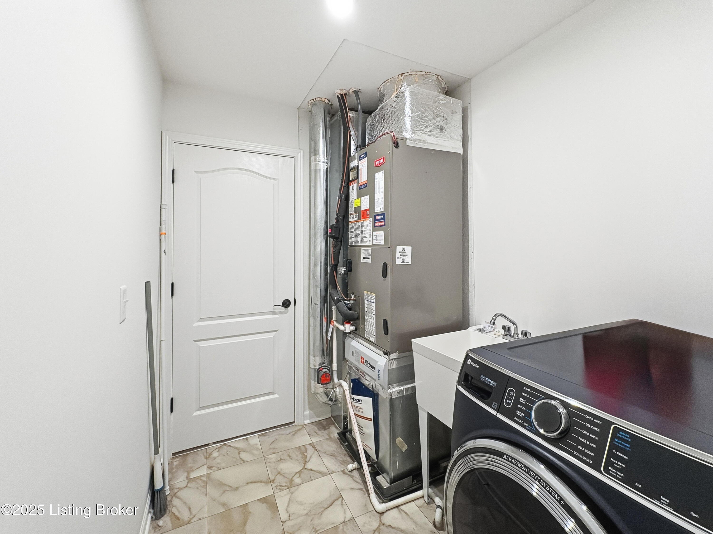 138 Sunflower Blvd