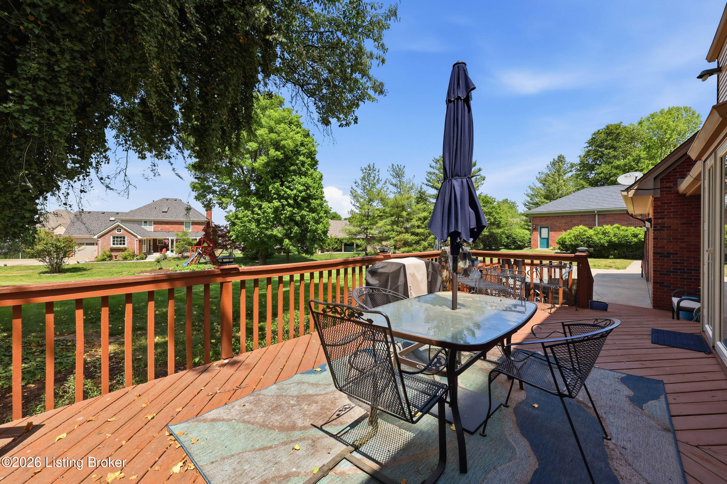 8207 Regency Woods Way