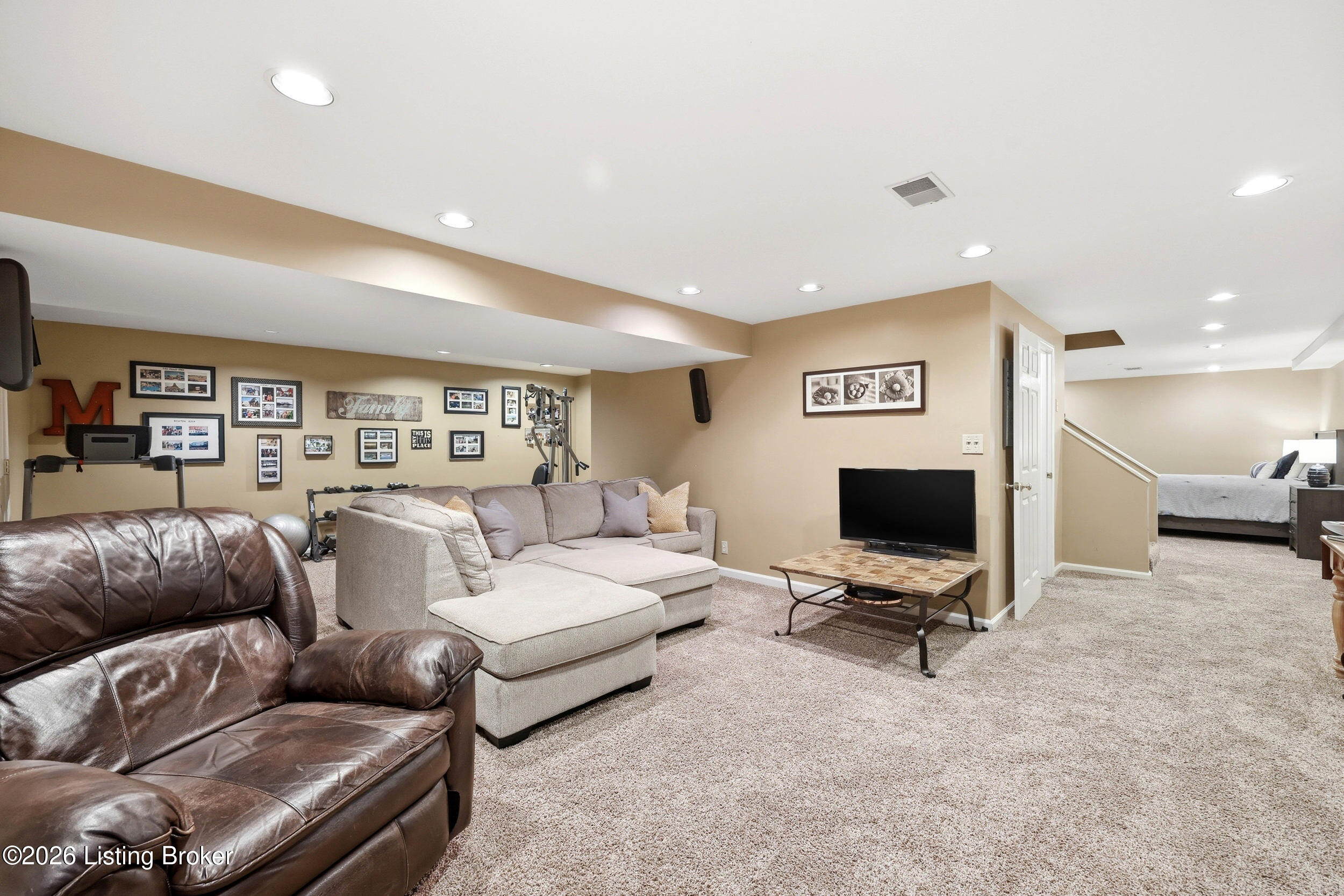 8207 Regency Woods Way