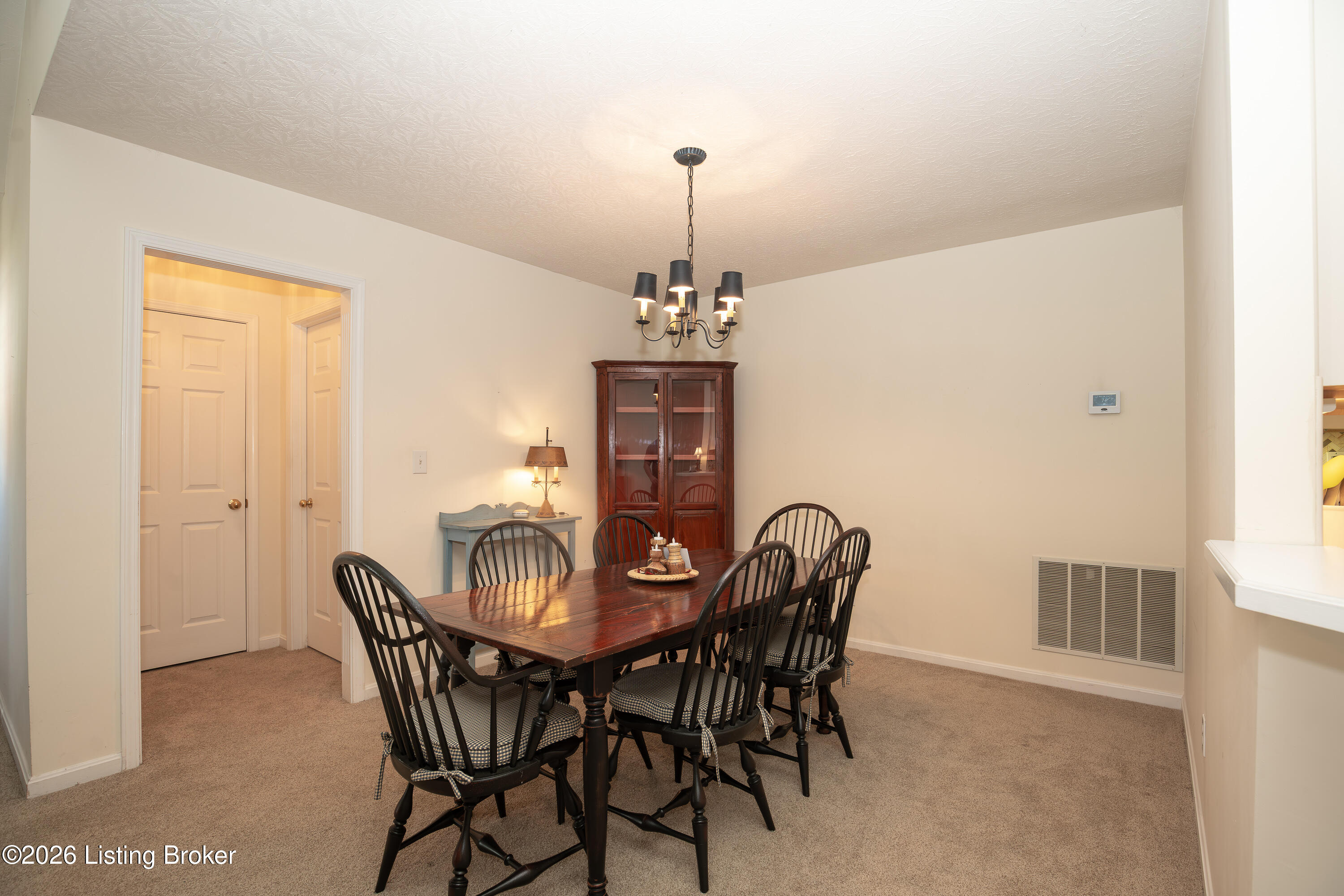 1410 Eagle Run Dr