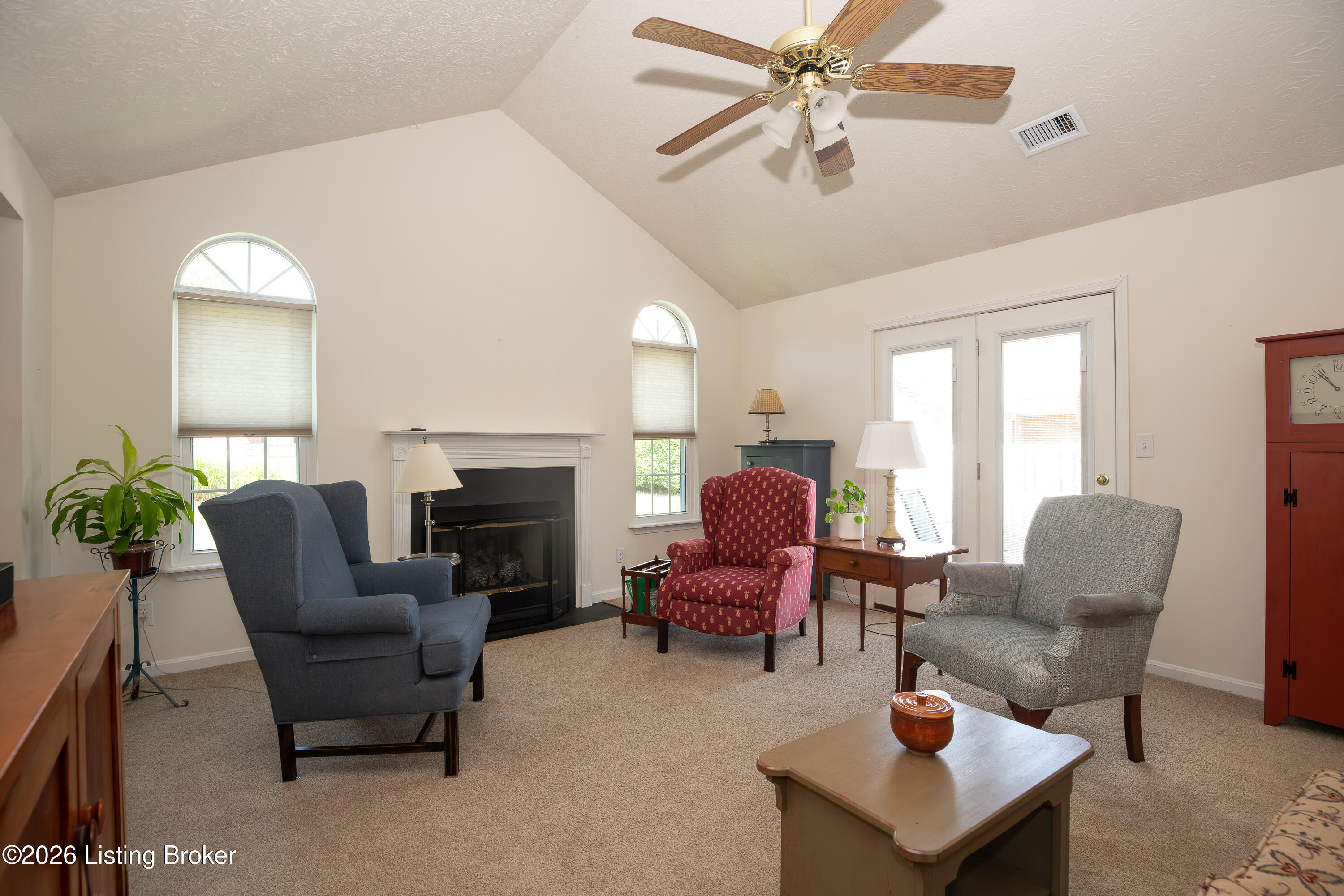 1410 Eagle Run Dr