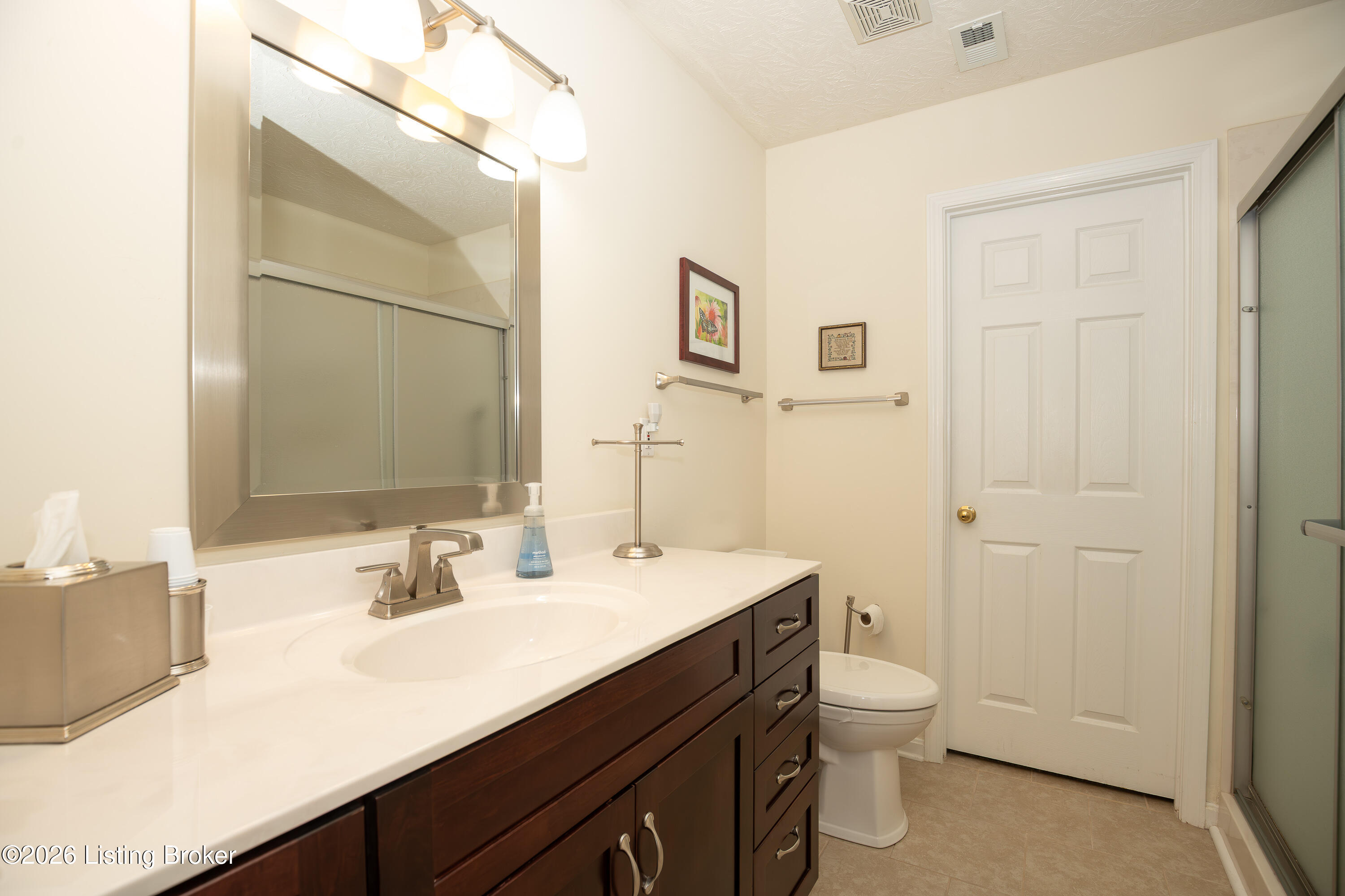 1410 Eagle Run Dr