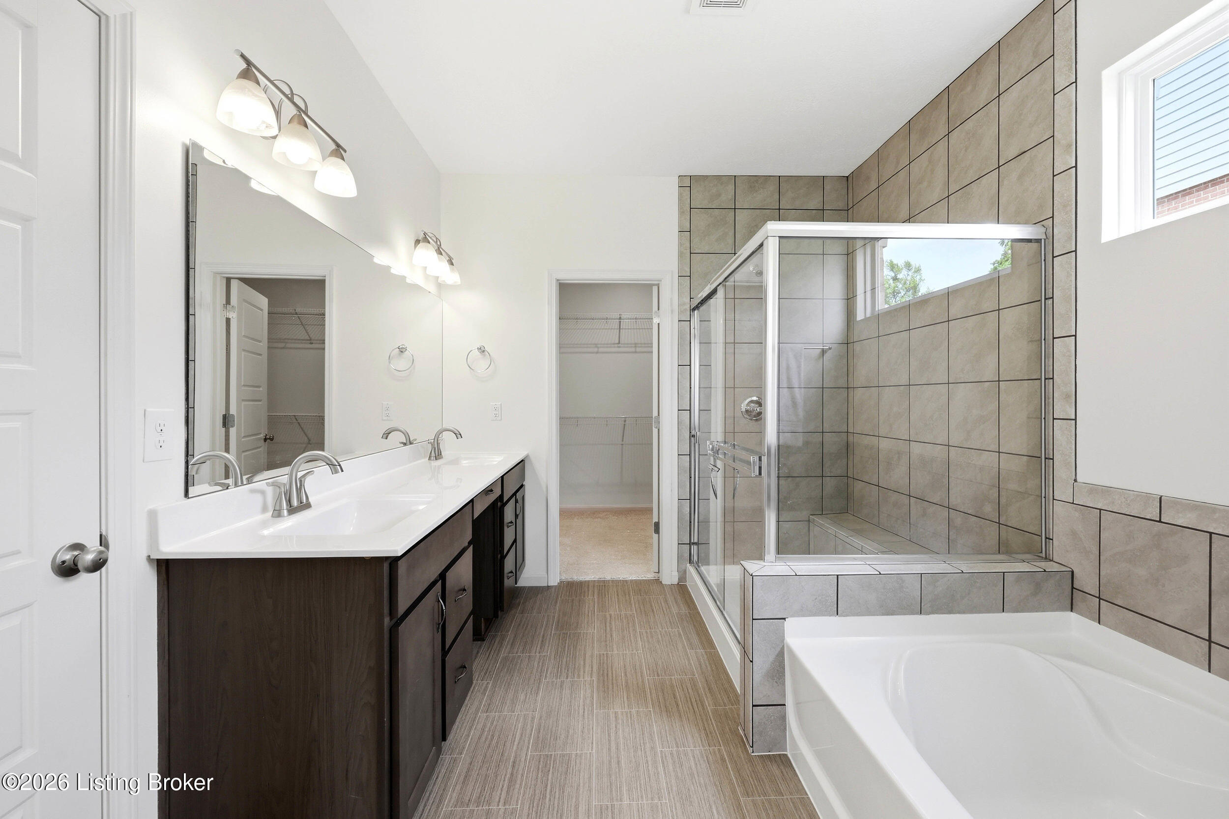 3516 Devonshire Dr