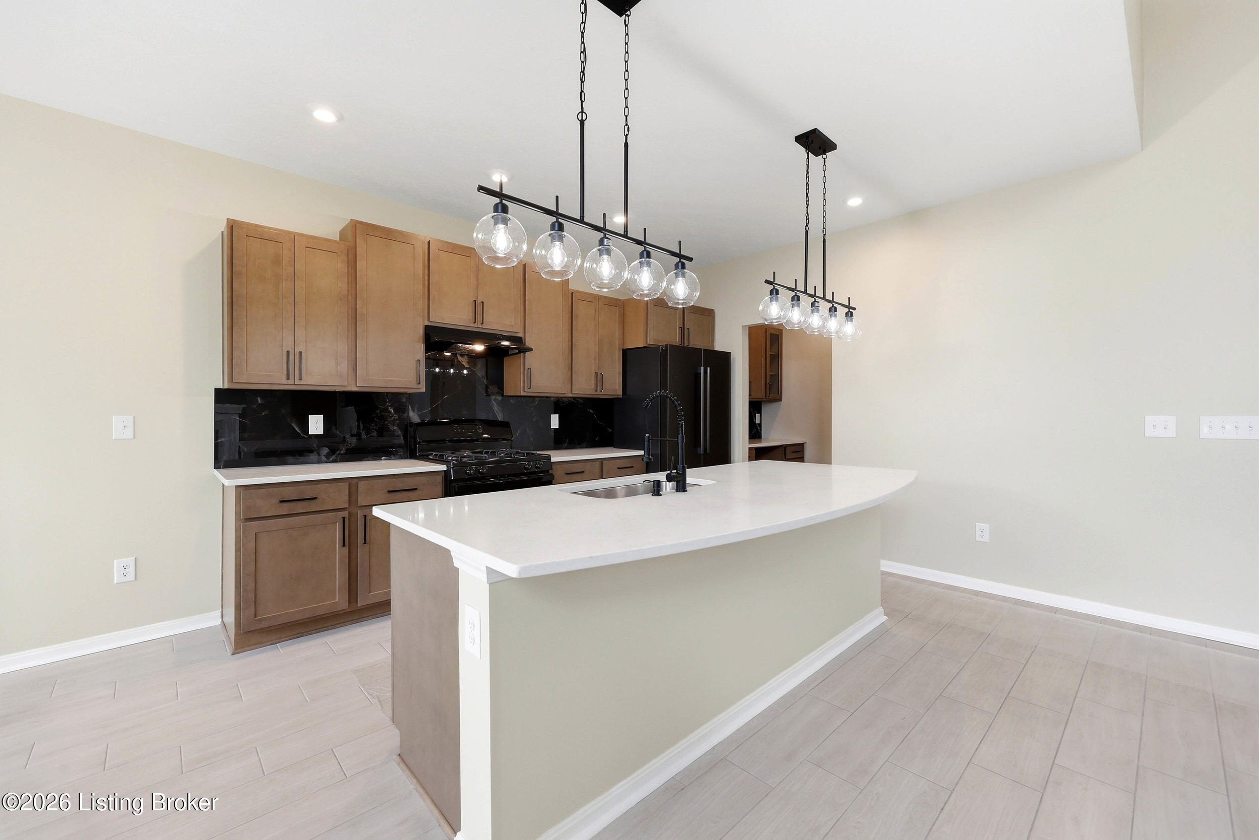 3516 Devonshire Dr