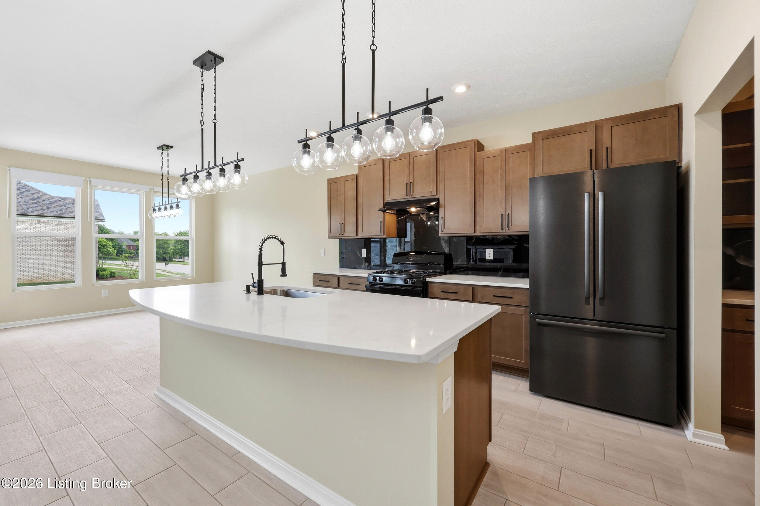 3516 Devonshire Dr