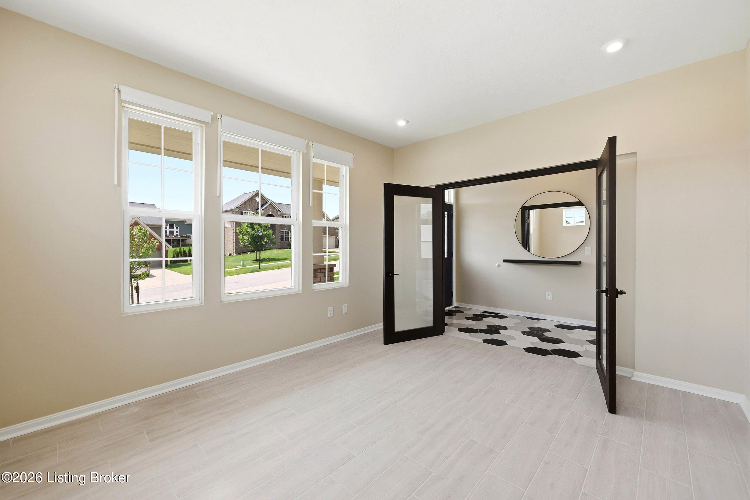 3516 Devonshire Dr