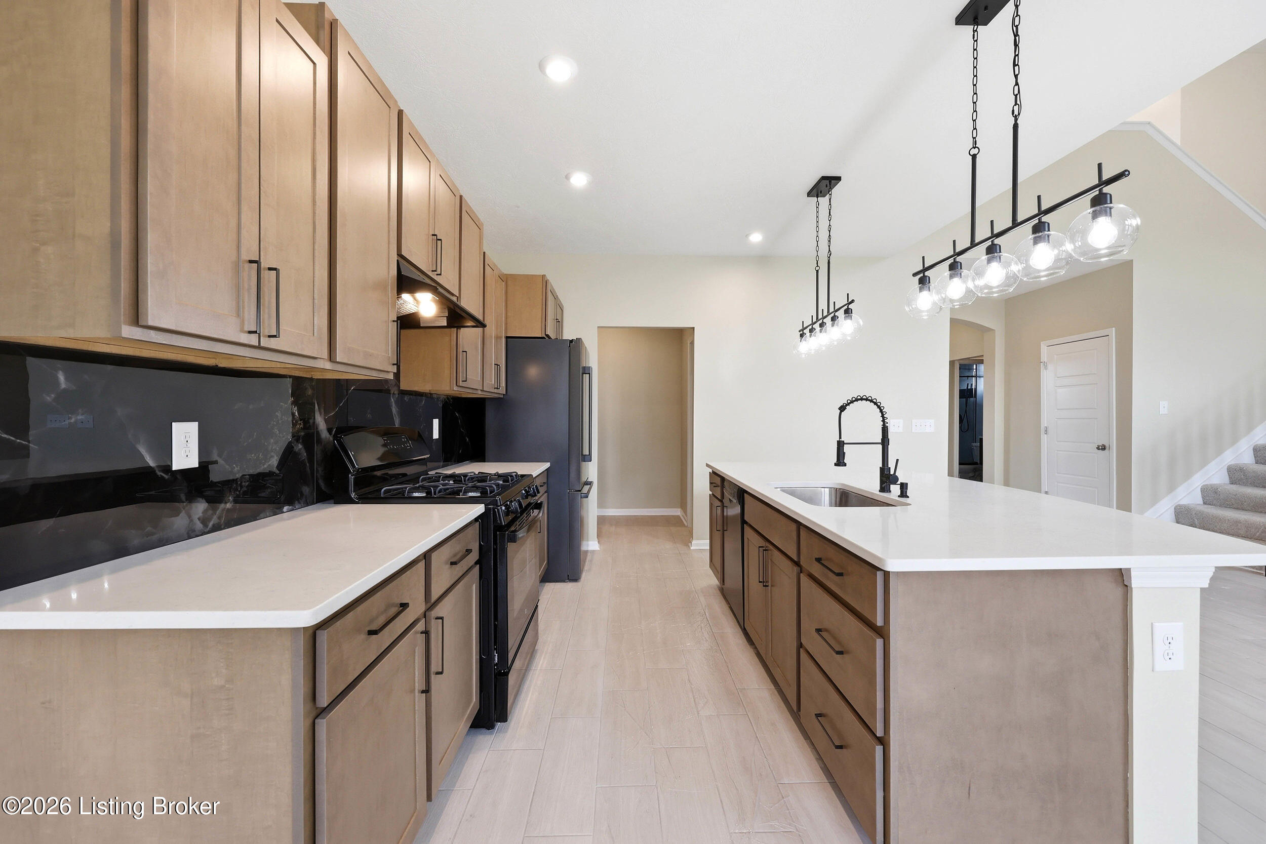 3516 Devonshire Dr