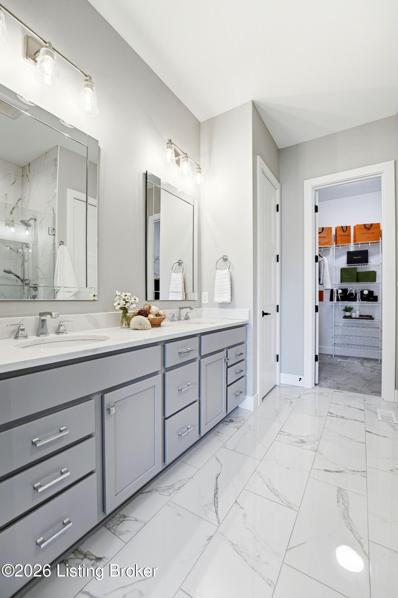 203 Locust Park Pl