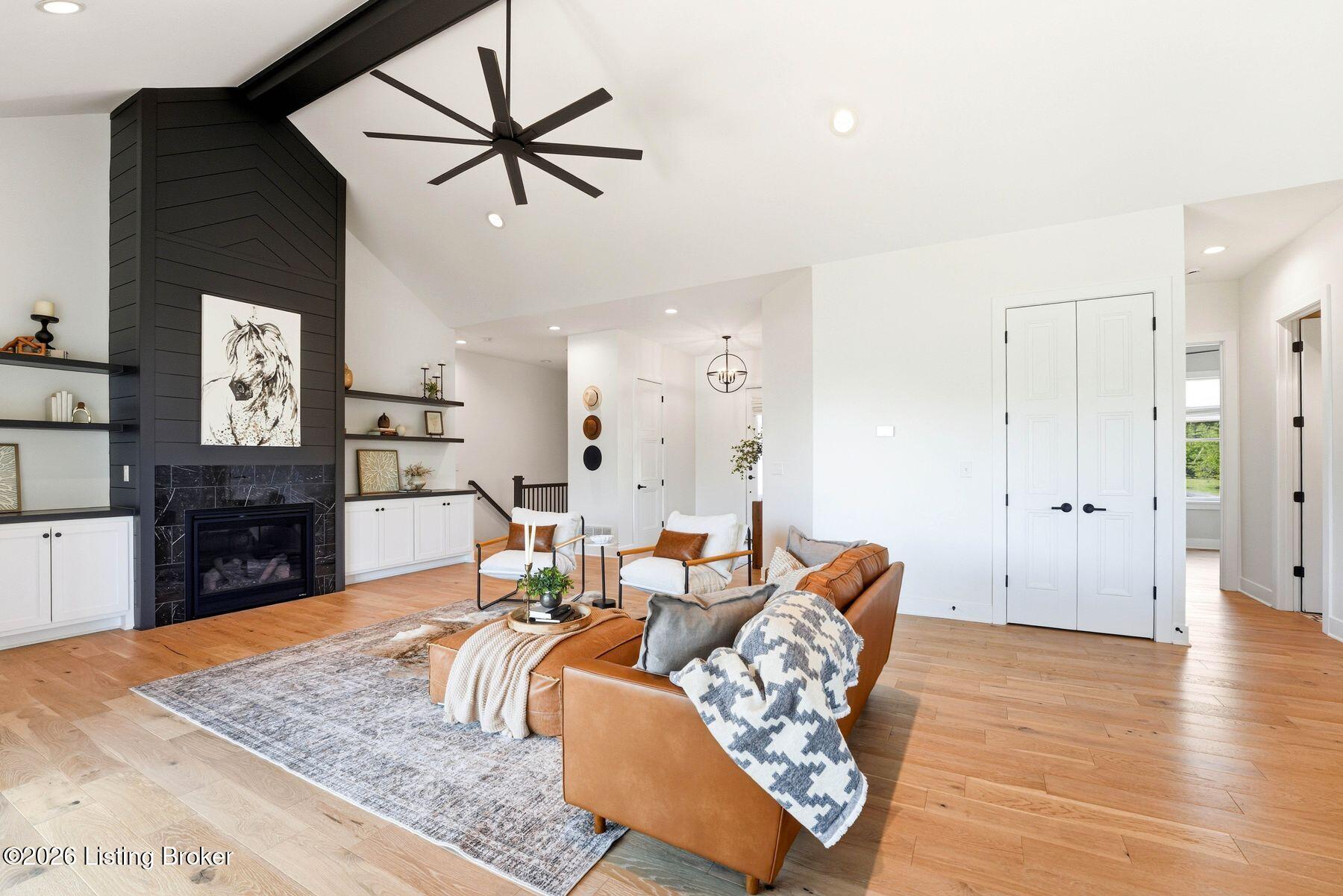 203 Locust Park Pl