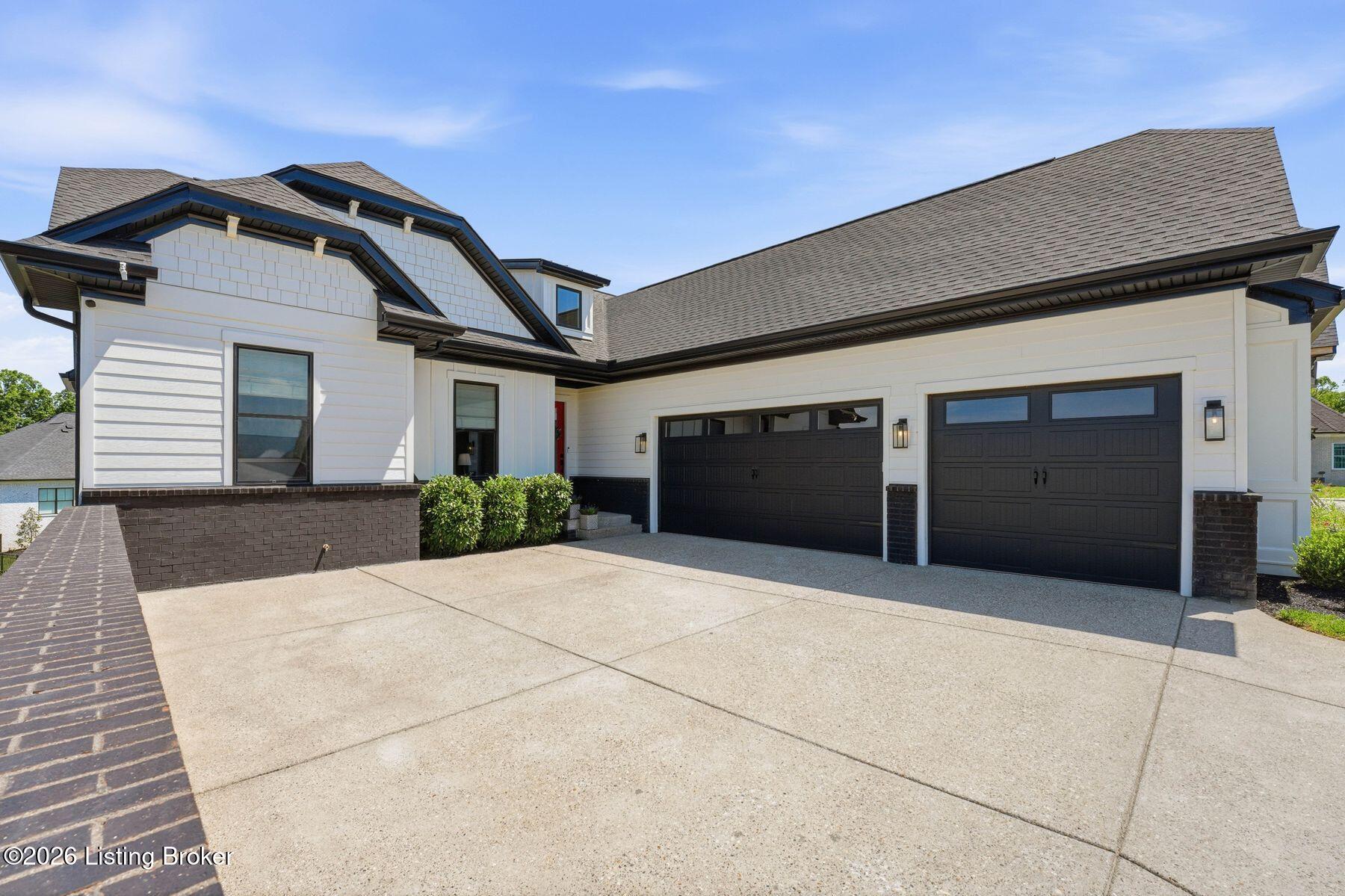 203 Locust Park Pl